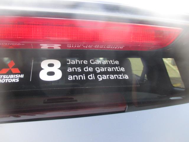 MITSUBISHI Outlander 2.4 PHEV Invite 4x4-image-5
