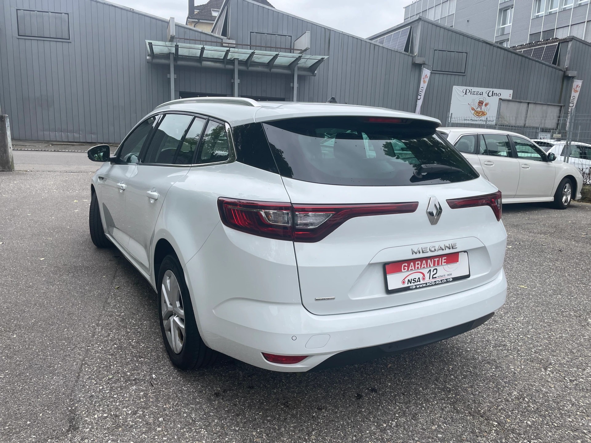 RENAULT Mégane Grandtour 1.5 dCi Business * Gr.Navi * Klima-auto * Tempomat * PDC H * Frisch Ab MFK-image-9