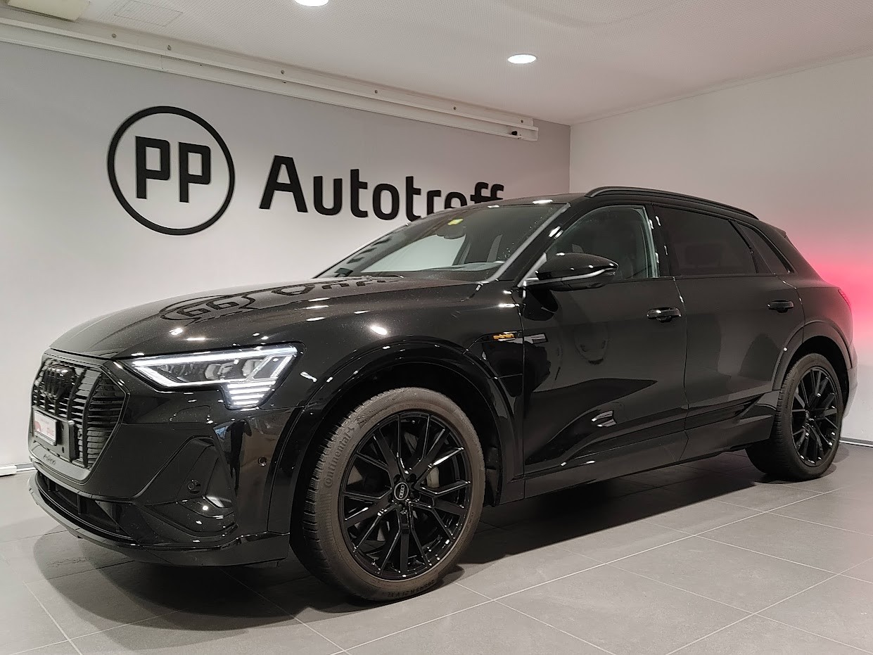 AUDI e-tron 55 S Line quattro-image-1