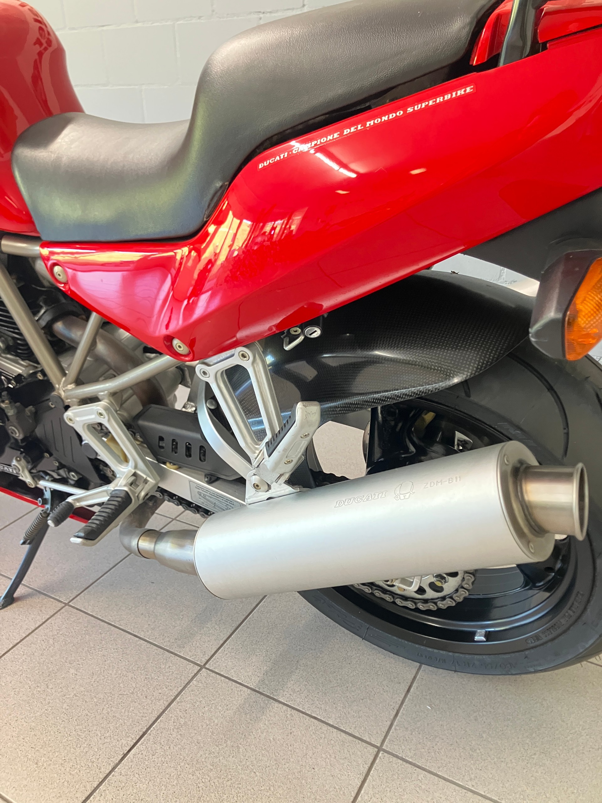 DUCATI 900SS-image-5