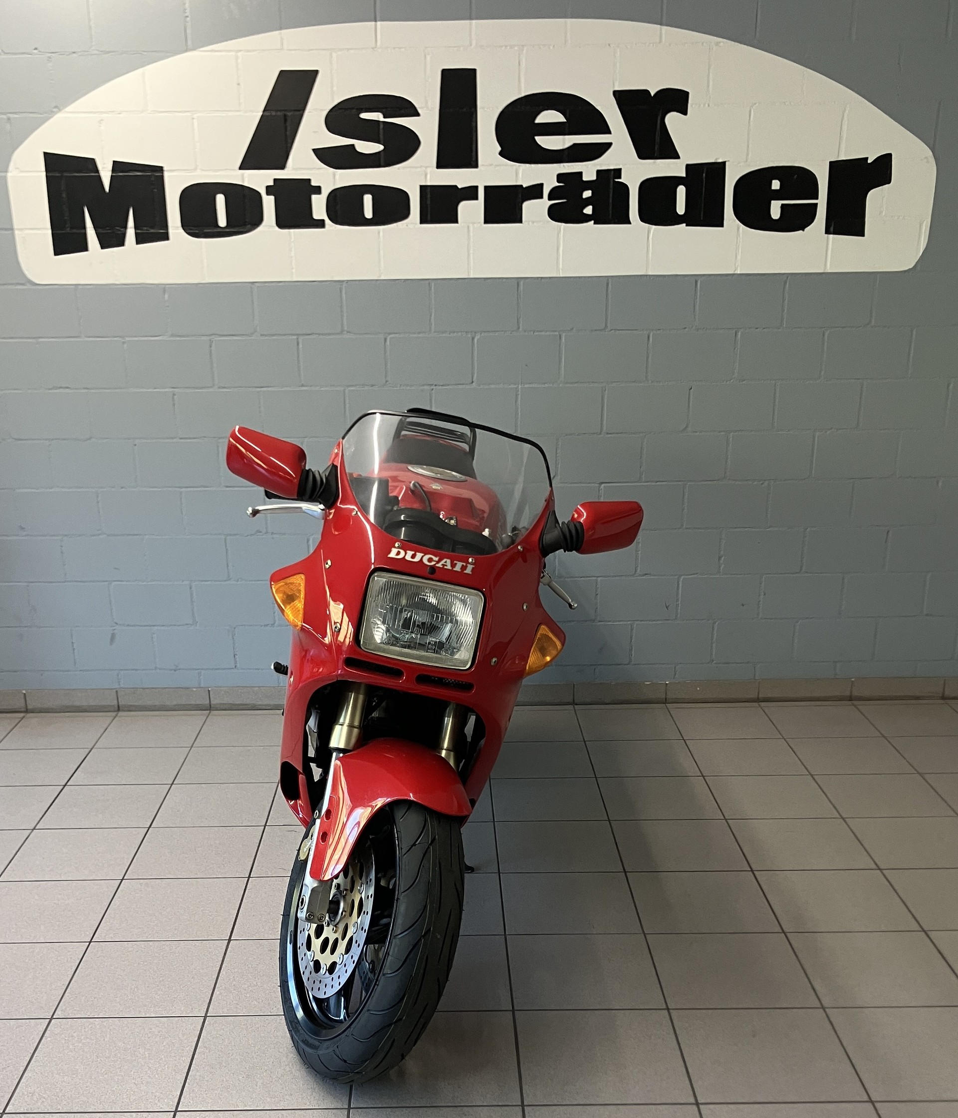 DUCATI 900SS-image-1