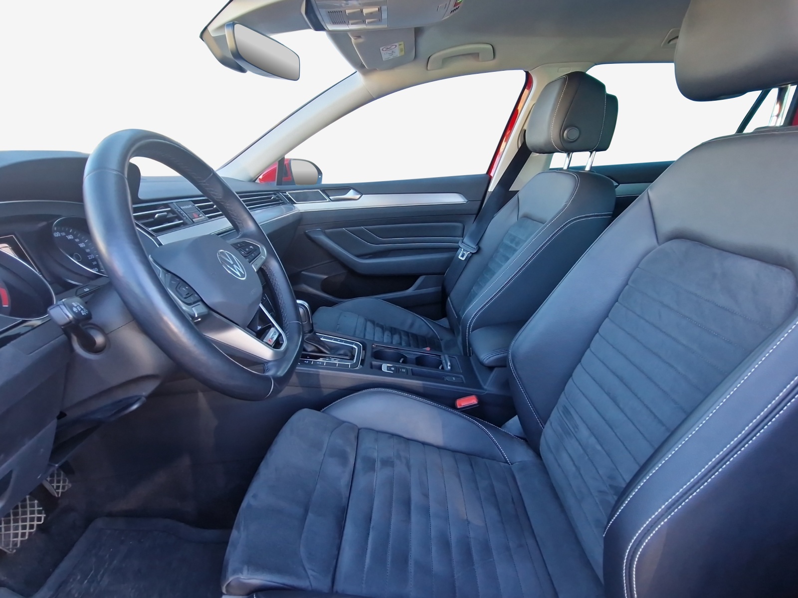 VW Passat 2.0 TDI BMT Elegance 4Motion DSG-image-7