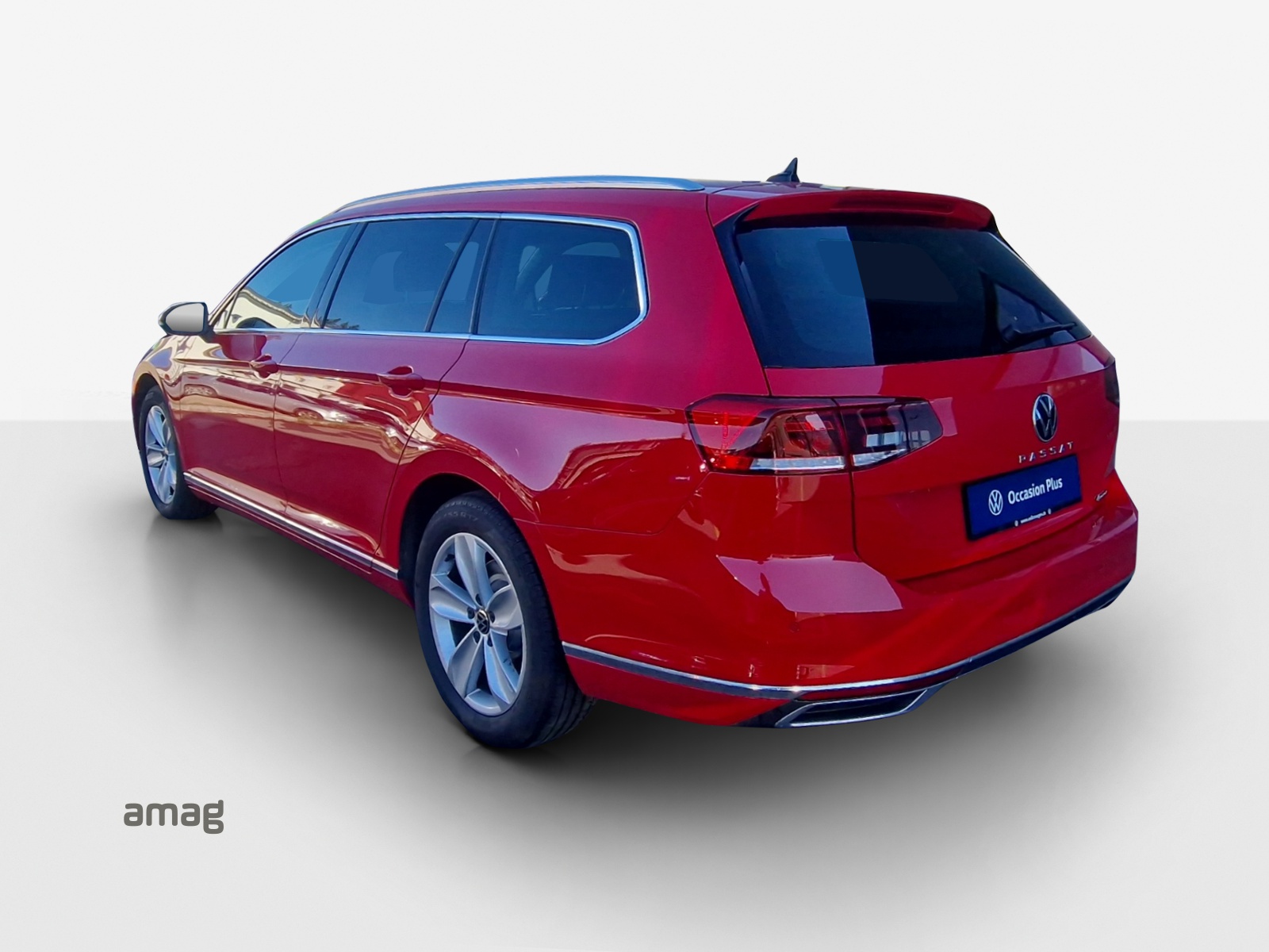 VW Passat 2.0 TDI BMT Elegance 4Motion DSG-image-2