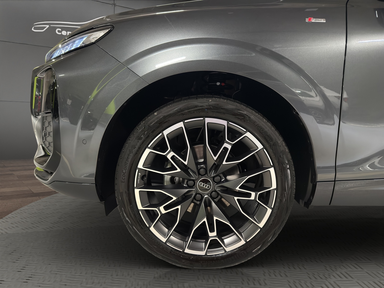 AUDI Q3 SUV 110 kW TFSI S tronic-image-18