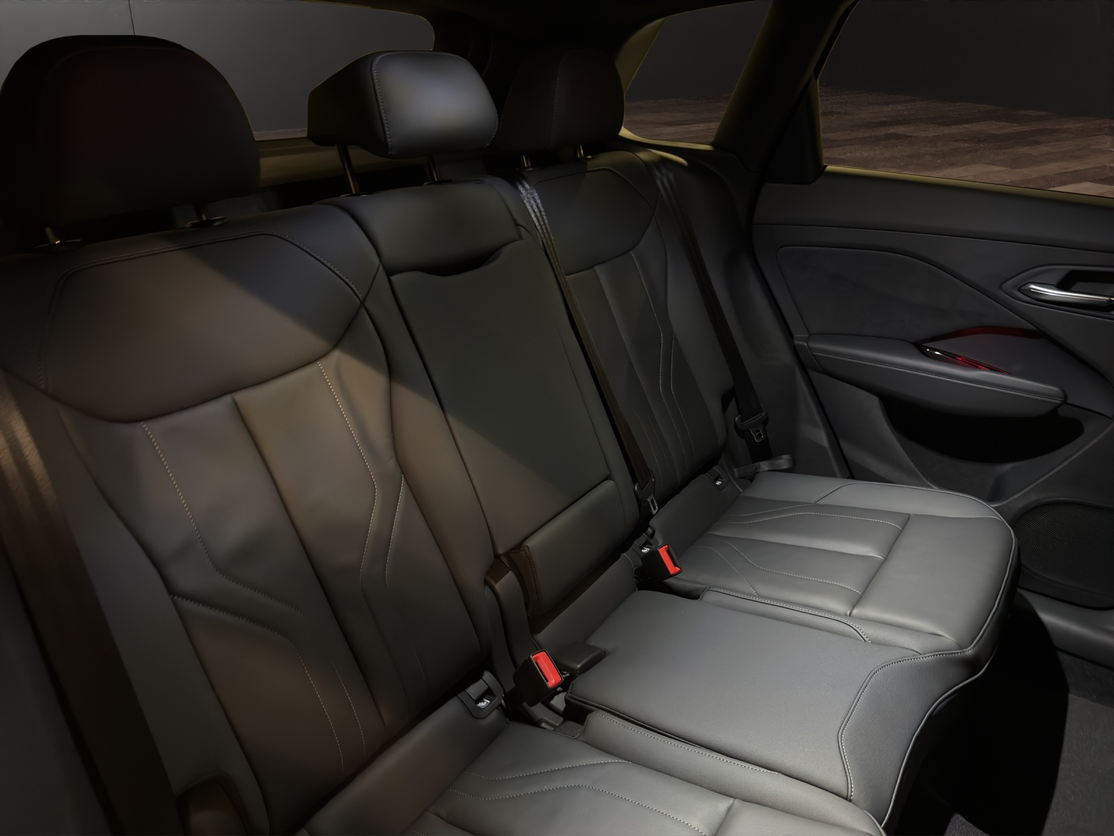 AUDI Q3 SUV 110 kW TFSI S tronic-image-15