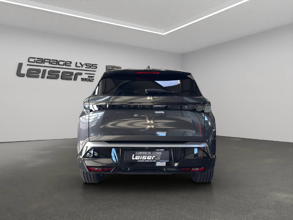 PEUGEOT 5008 e-Launch Edition AWD-image-3