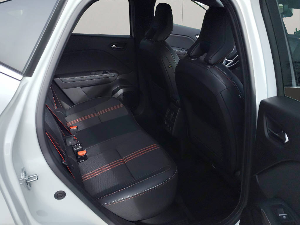 RENAULT Captur 1.3 TCe 140 R.S. Line EDC-image-8