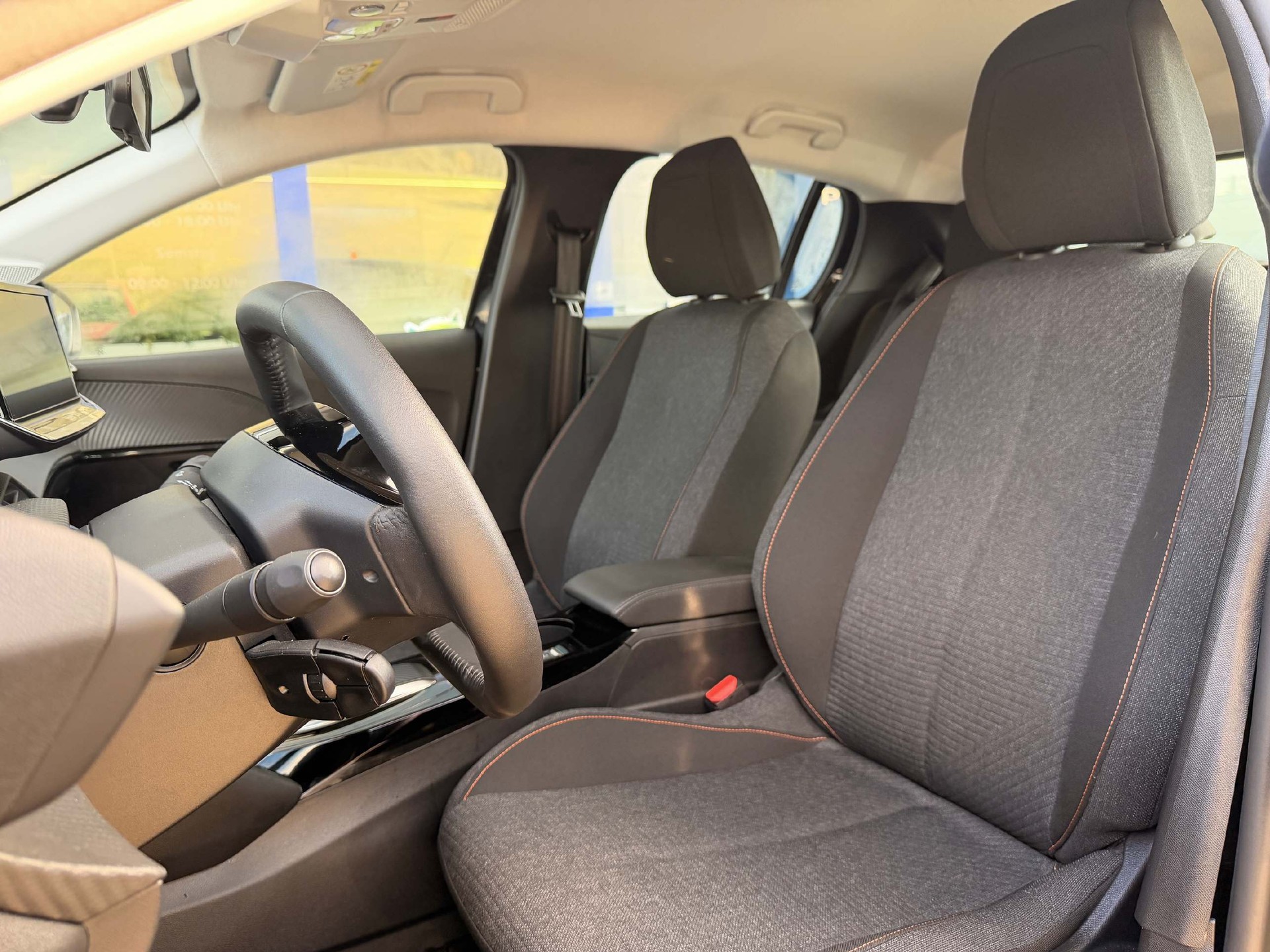 PEUGEOT 208 e-Style 5 Jahre Garantie I Wärmepumpe-image-8