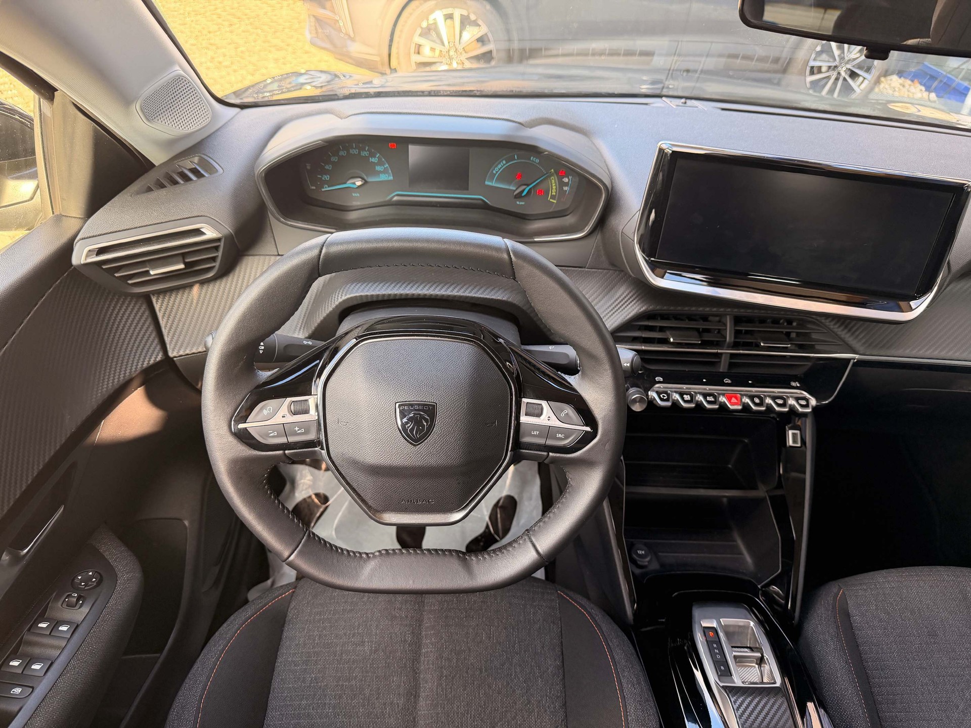 PEUGEOT 208 e-Style 5 Jahre Garantie I Wärmepumpe-image-11