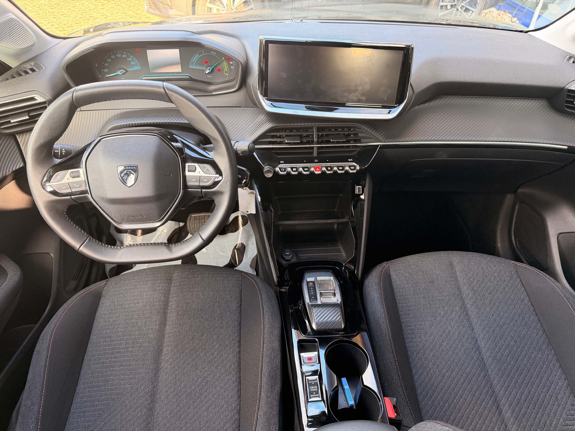 PEUGEOT 208 e-Style 5 Jahre Garantie I Wärmepumpe-image-10