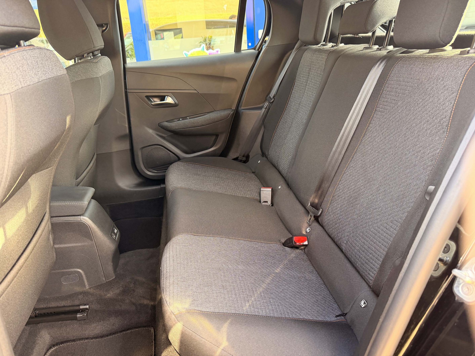 PEUGEOT 208 e-Style 5 Jahre Garantie I Wärmepumpe-image-9