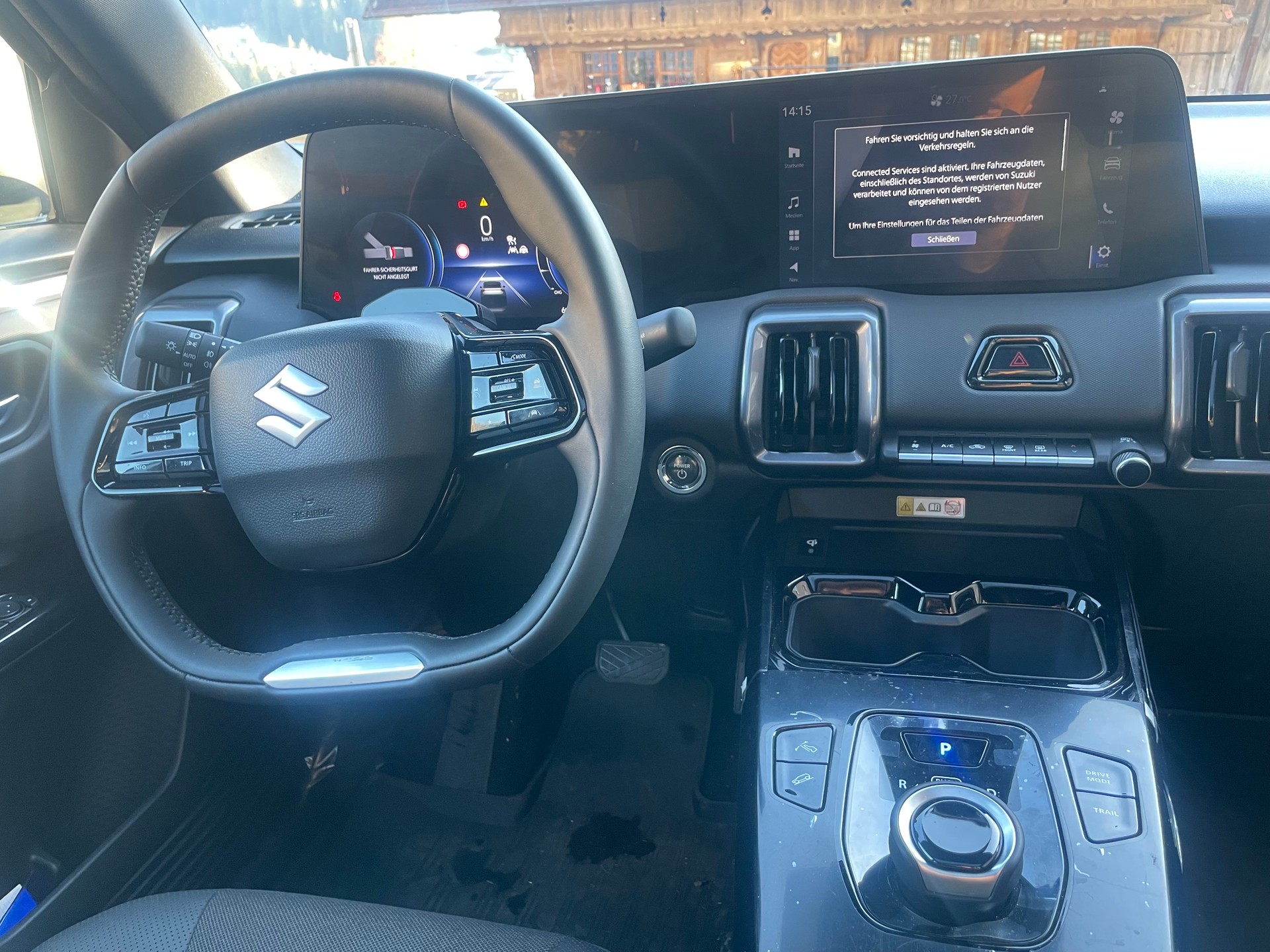 SUZUKI E-Vitara-image-8