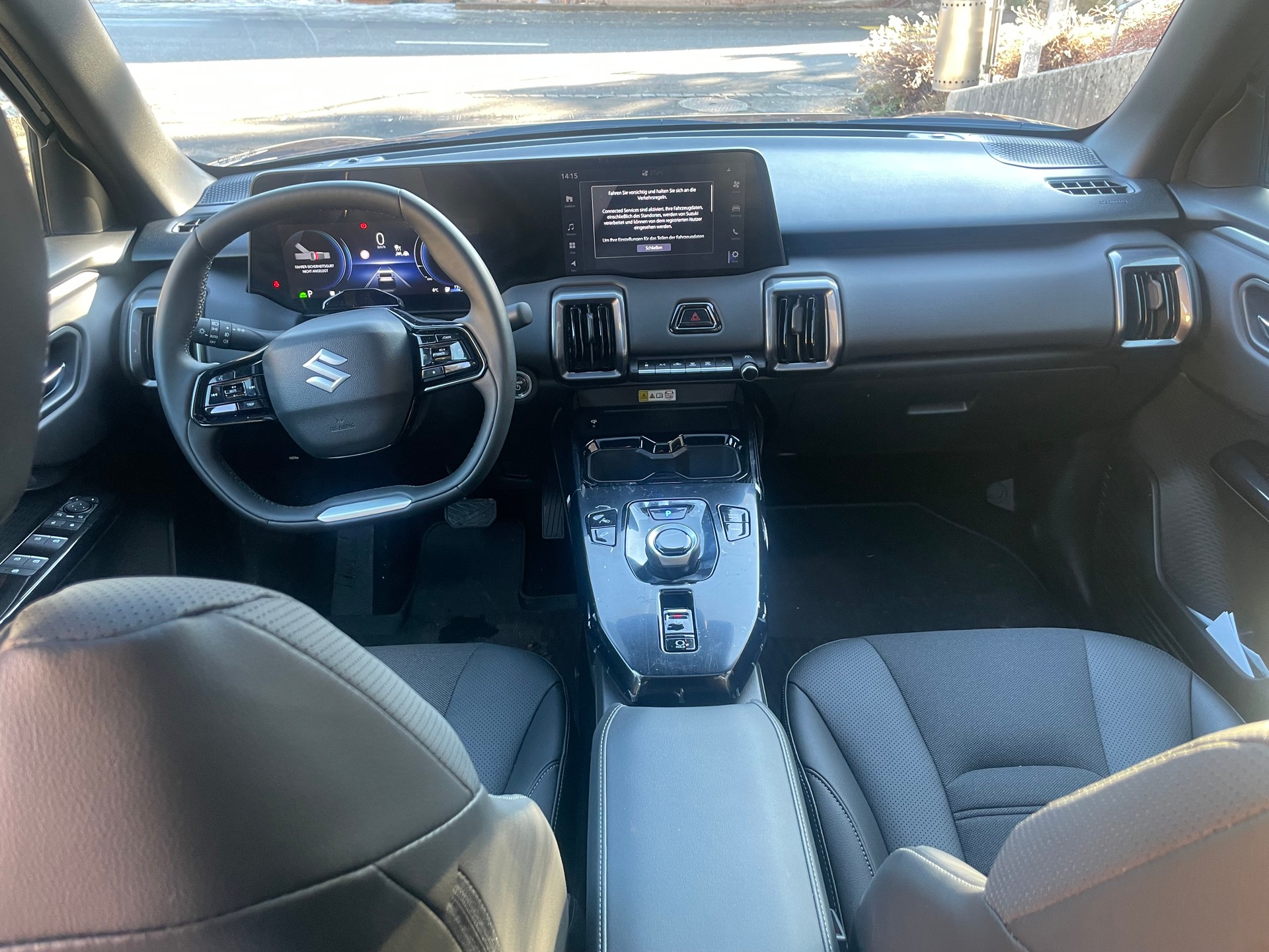 SUZUKI E-Vitara-image-6