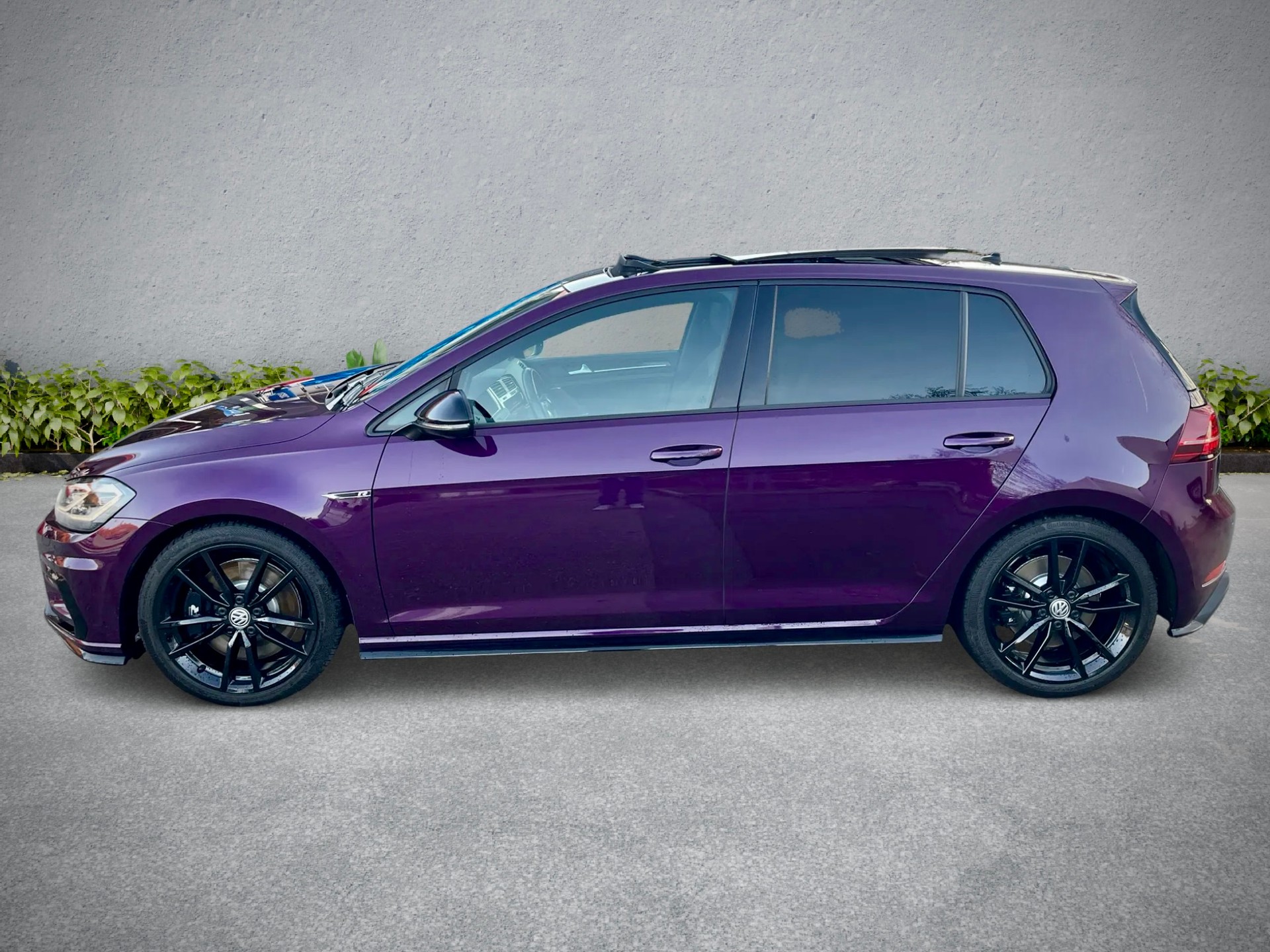 VW Golf 2.0 TSI R 4Motion DSG-image-3