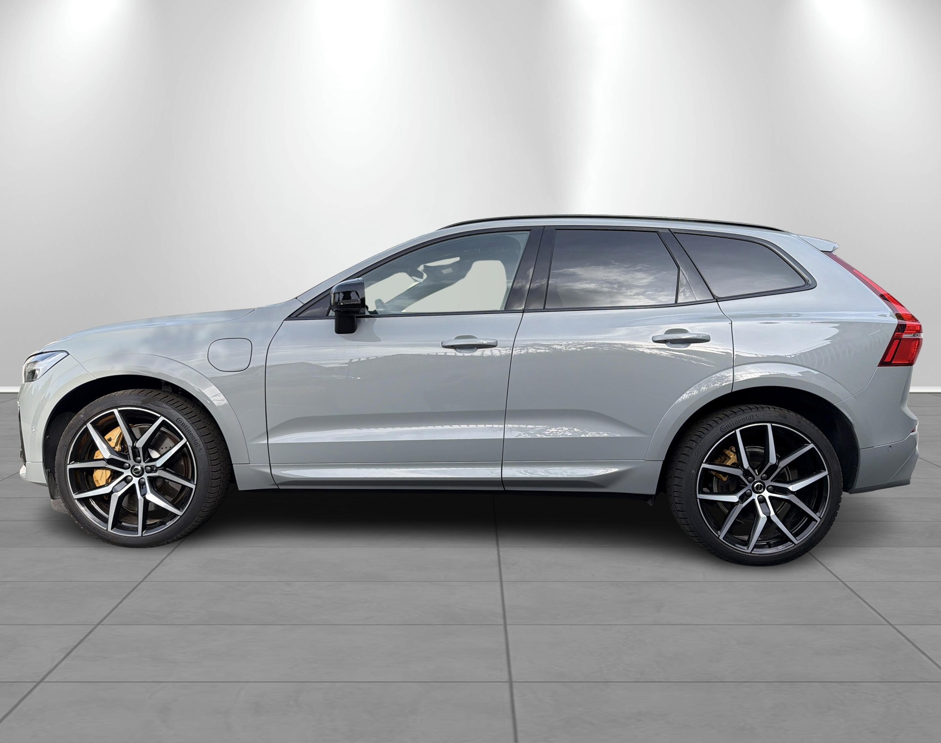 VOLVO XC60 2.0 T8 TE Polestar eAWD-image-2