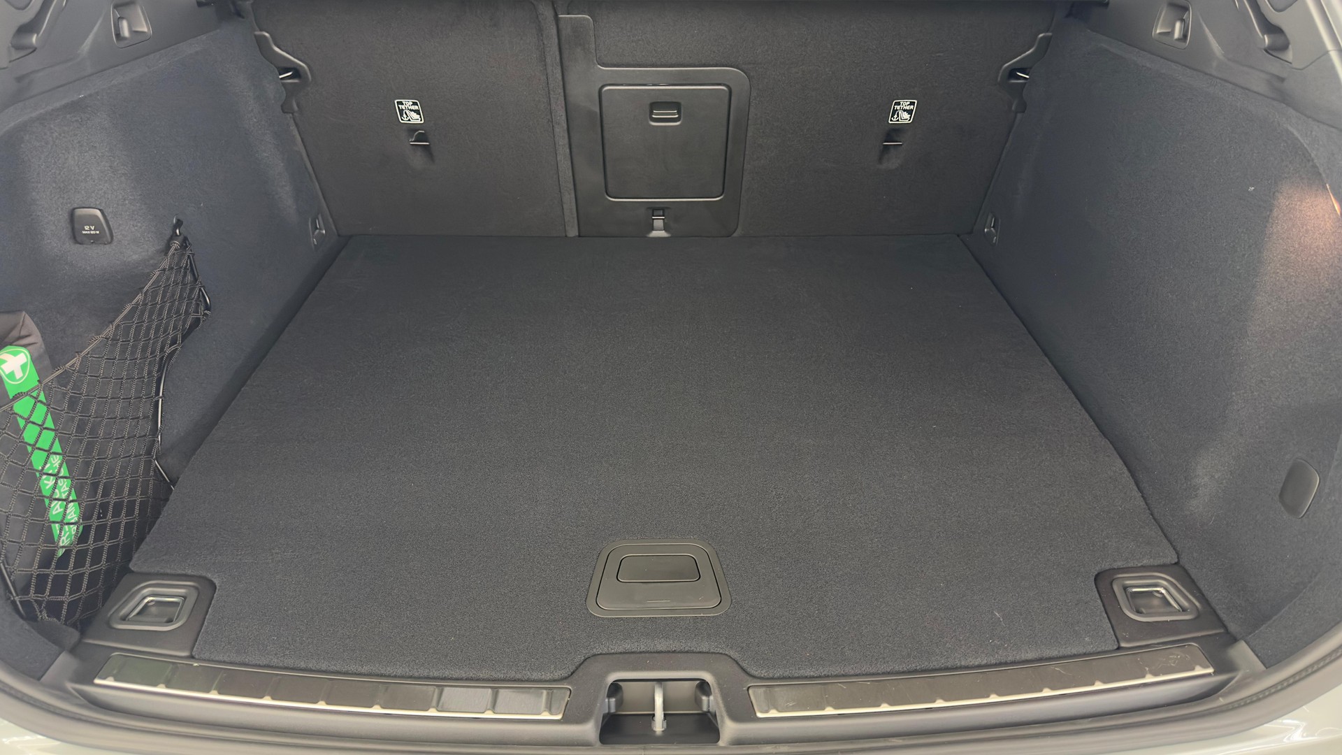 VOLVO XC60 2.0 T8 TE Polestar eAWD-image-6