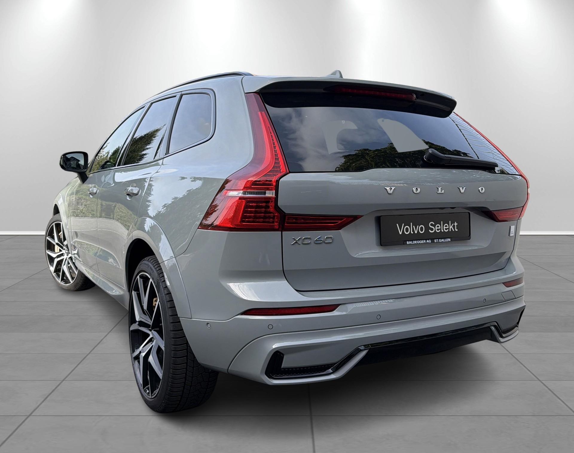 VOLVO XC60 2.0 T8 TE Polestar eAWD-image-1