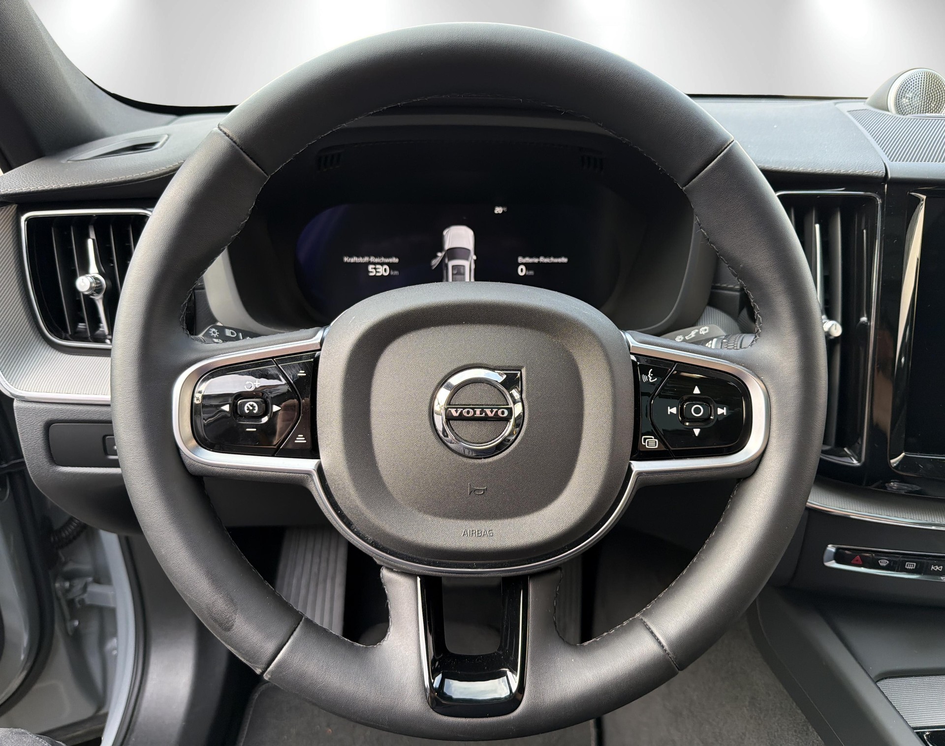 VOLVO XC60 2.0 T8 TE Polestar eAWD-image-10