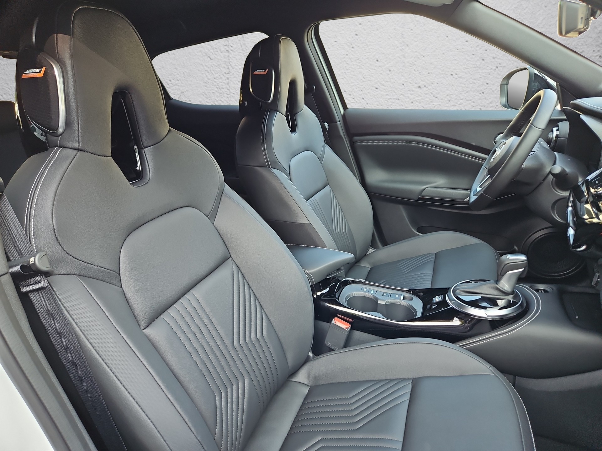 NISSAN Juke 1.6 FHEV Tekna-image-20