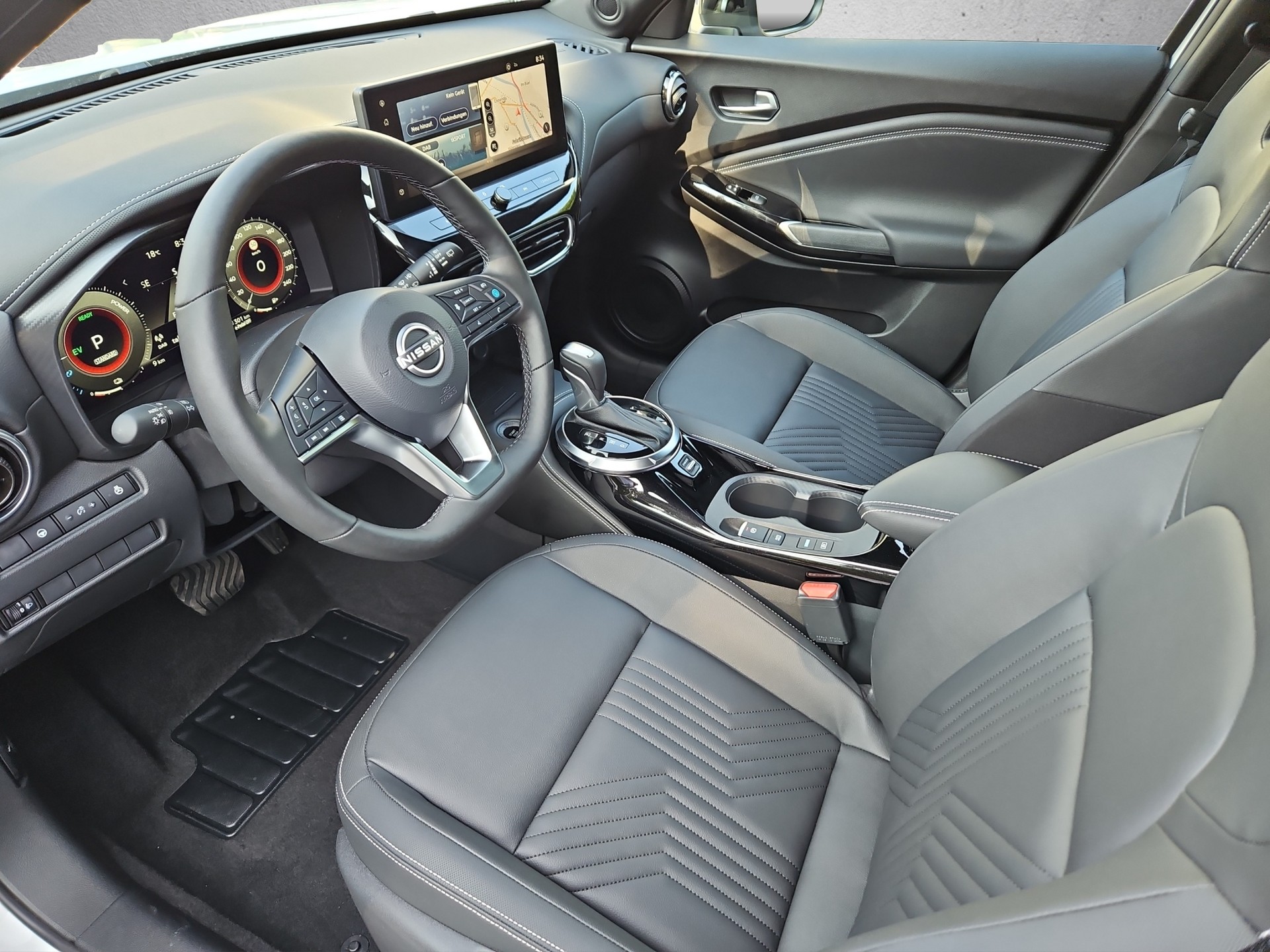 NISSAN Juke 1.6 FHEV Tekna-image-9
