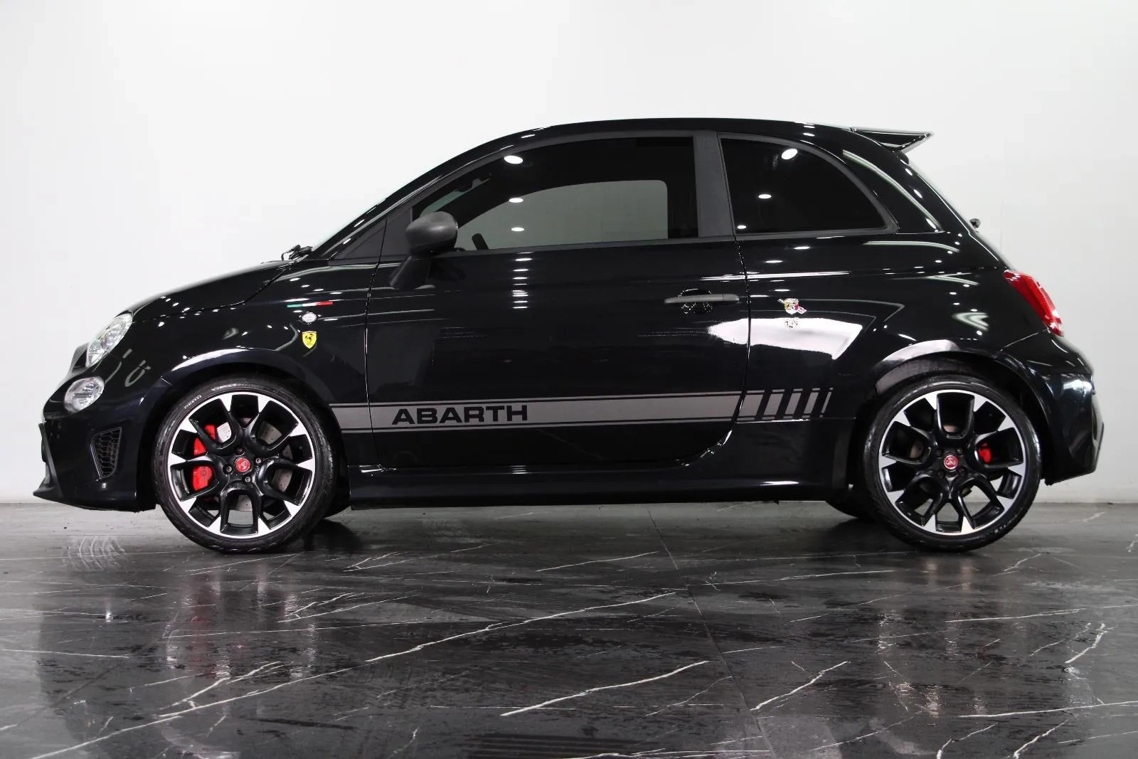 FIAT 595 1.4 16V Turbo Abarth Scorpion Legend Competizione 70th Anniversary