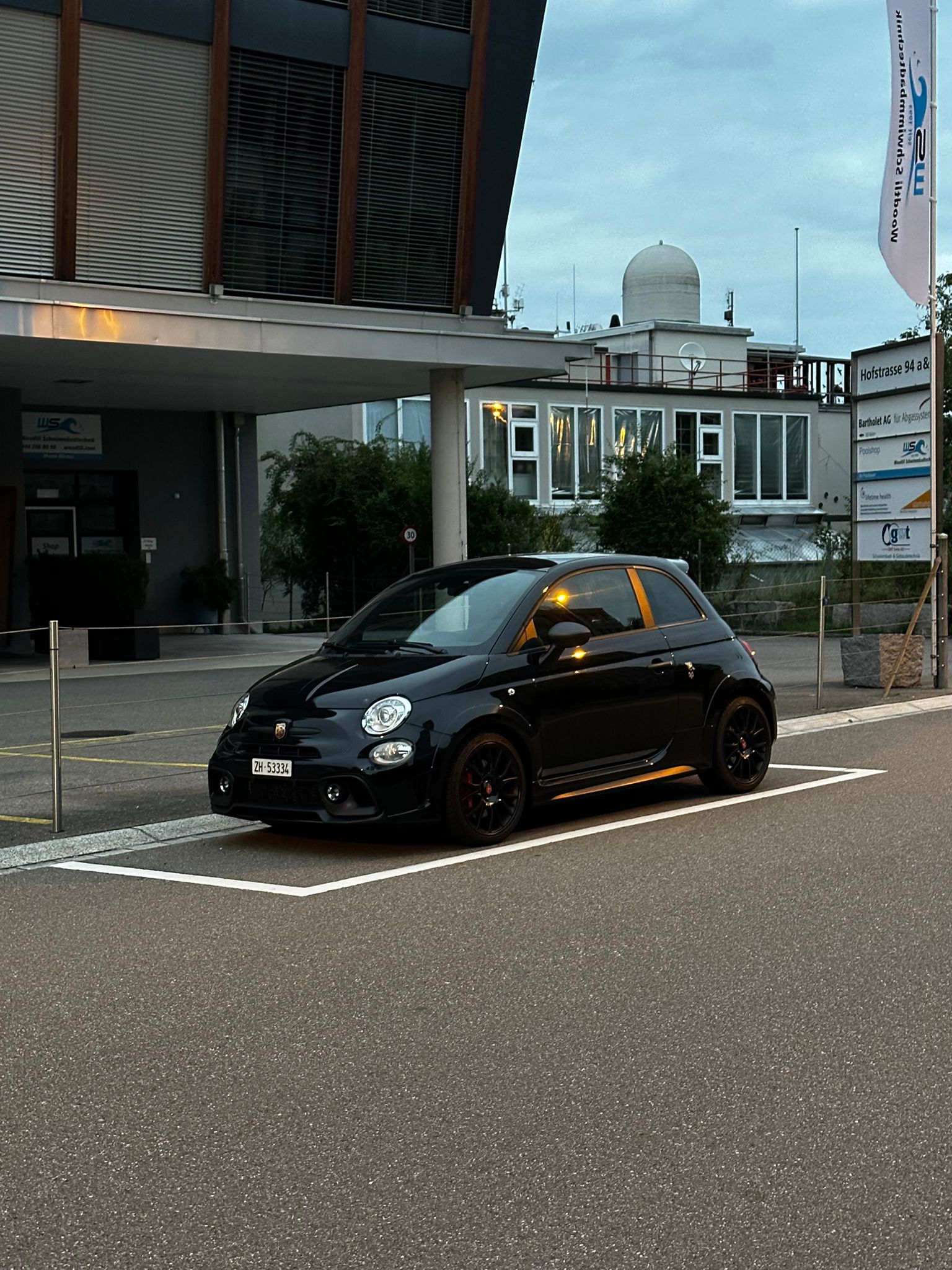 FIAT 595 1.4 16V Turbo Abarth Scorpion Legend Competizione 70th Anniversary-image-6