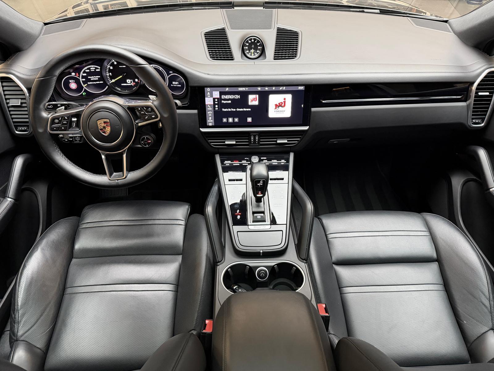 PORSCHE Cayenne Coupé 3.0 V6 E-Hybrid-image-12