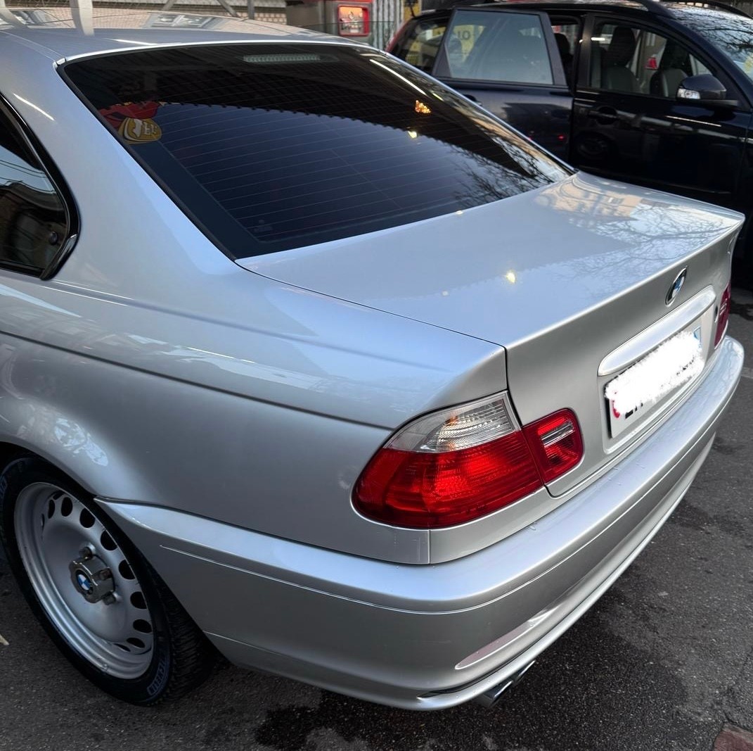 BMW 330 Ci-image-4