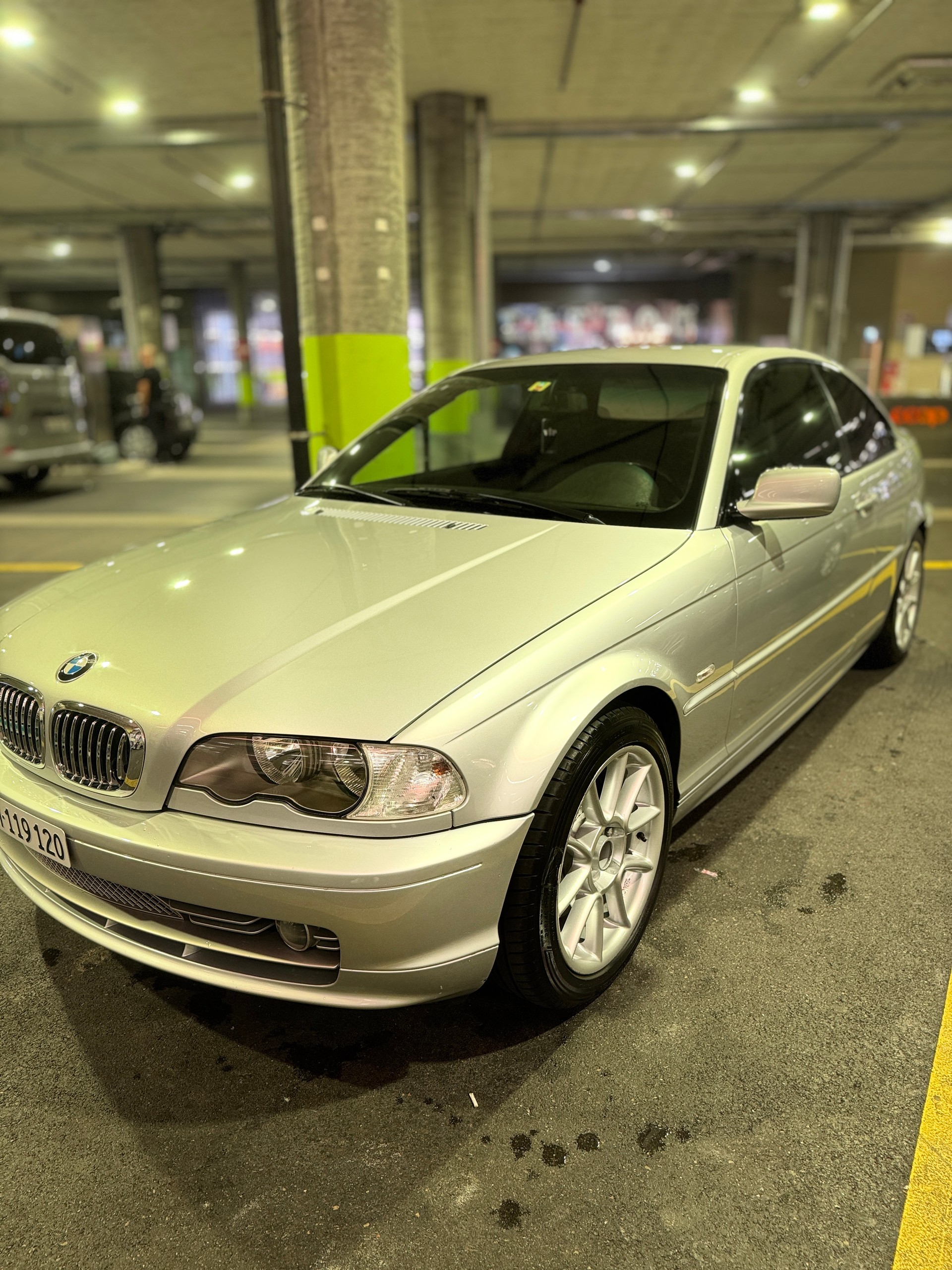 BMW 330 Ci-image-0