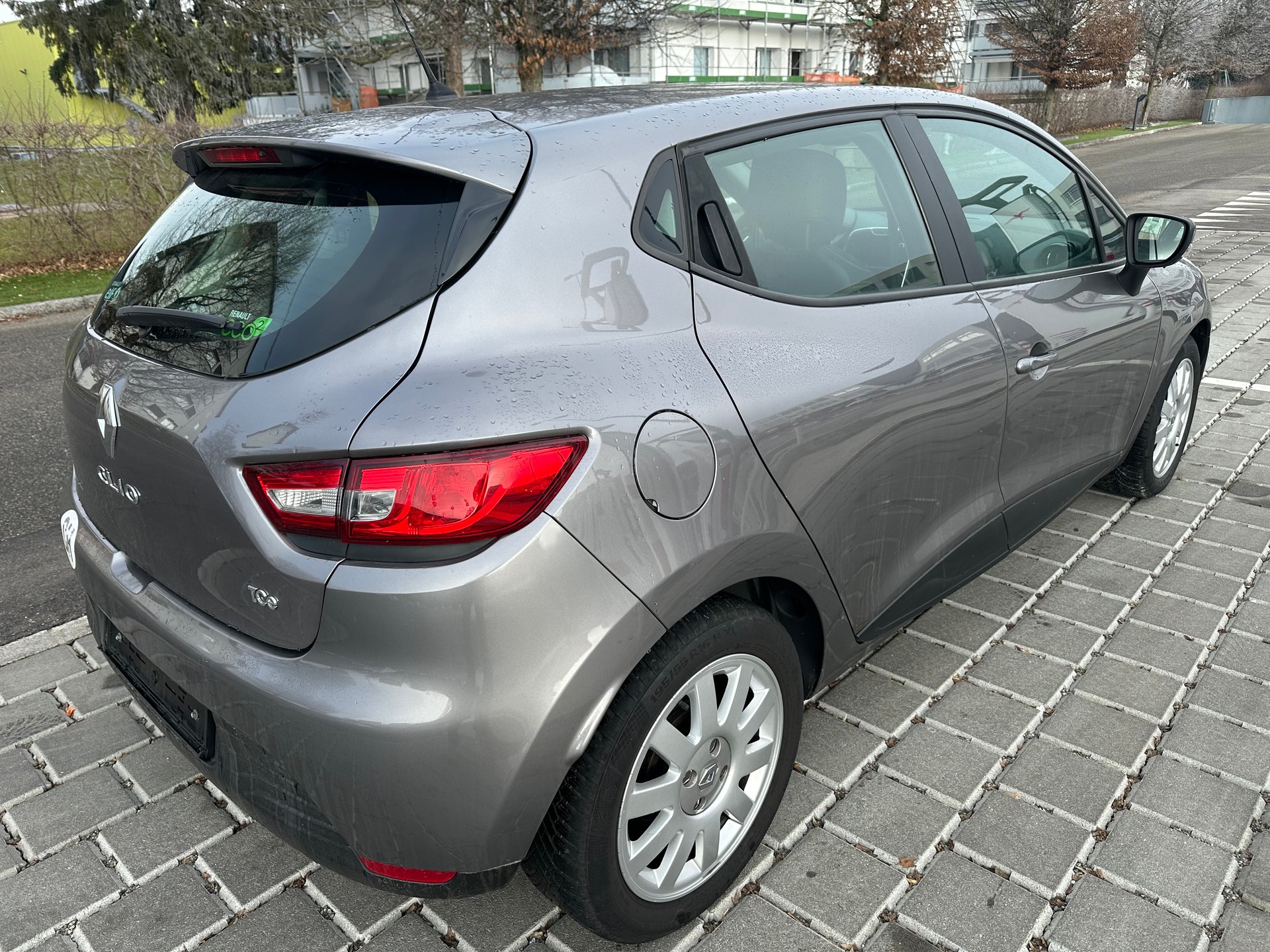 RENAULT Clio 0.9 12V Dynamique-image-3