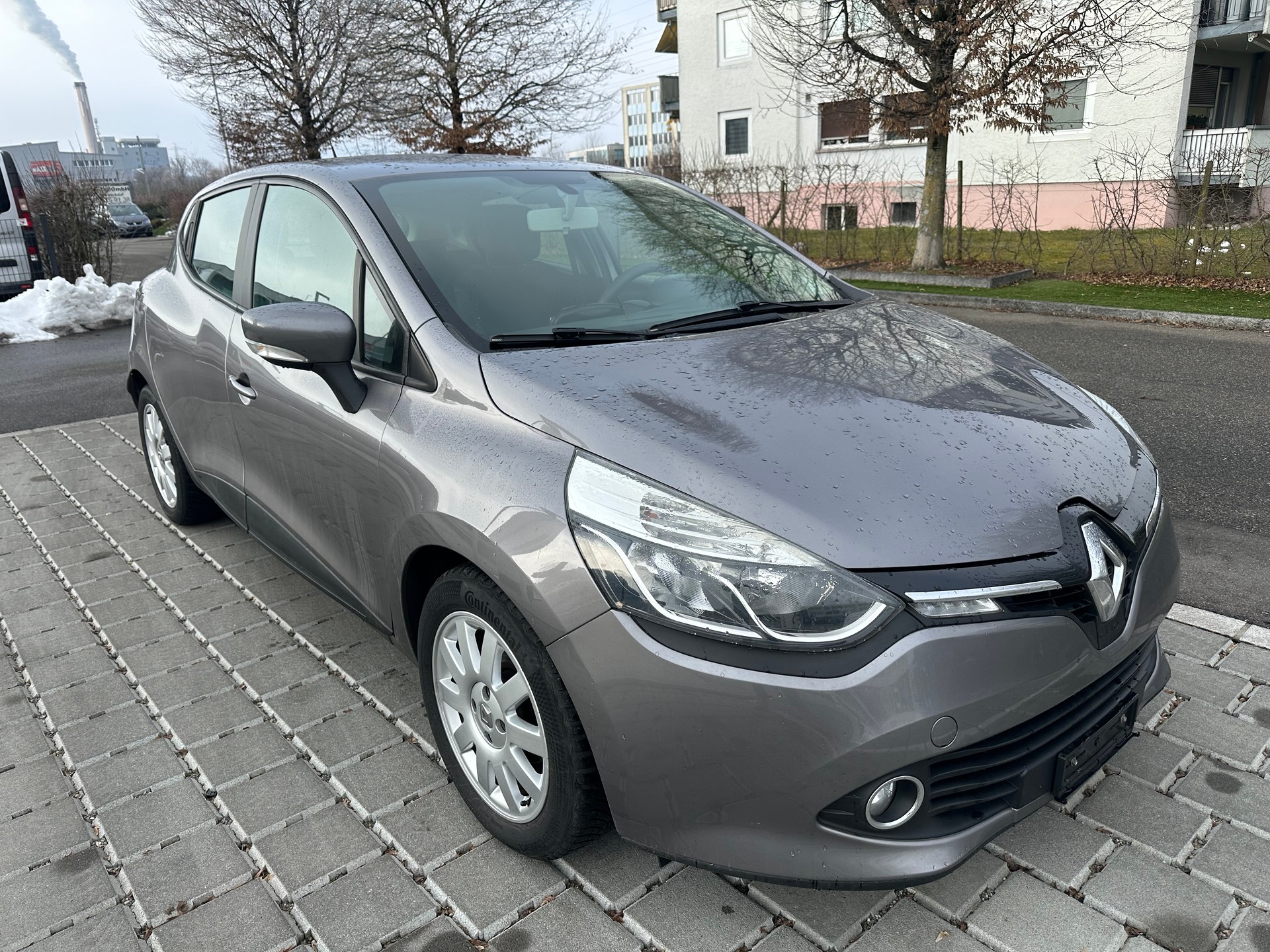 RENAULT Clio 0.9 12V Dynamique-image-0