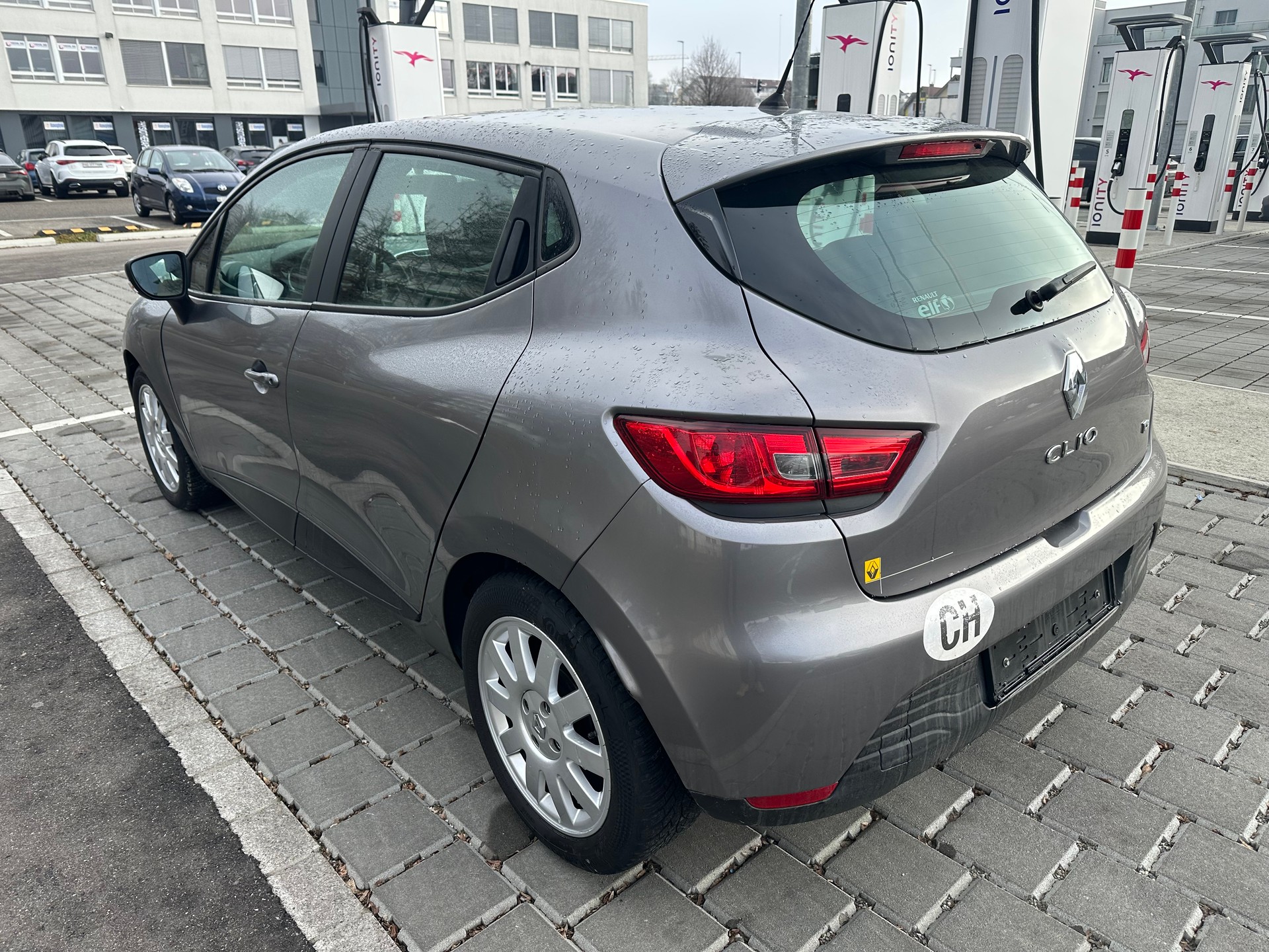 RENAULT Clio 0.9 12V Dynamique-image-2