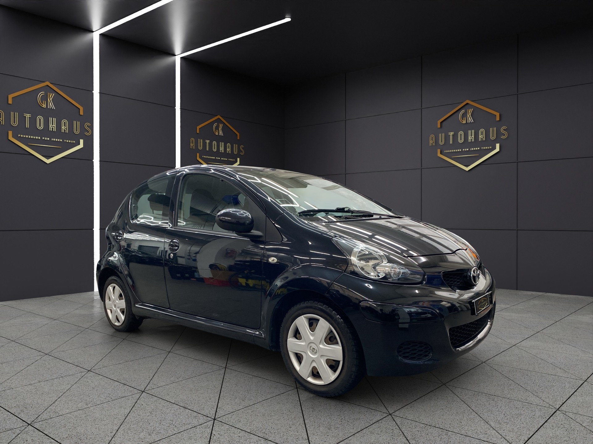 TOYOTA Aygo 1.0 Linea Sol-image-6