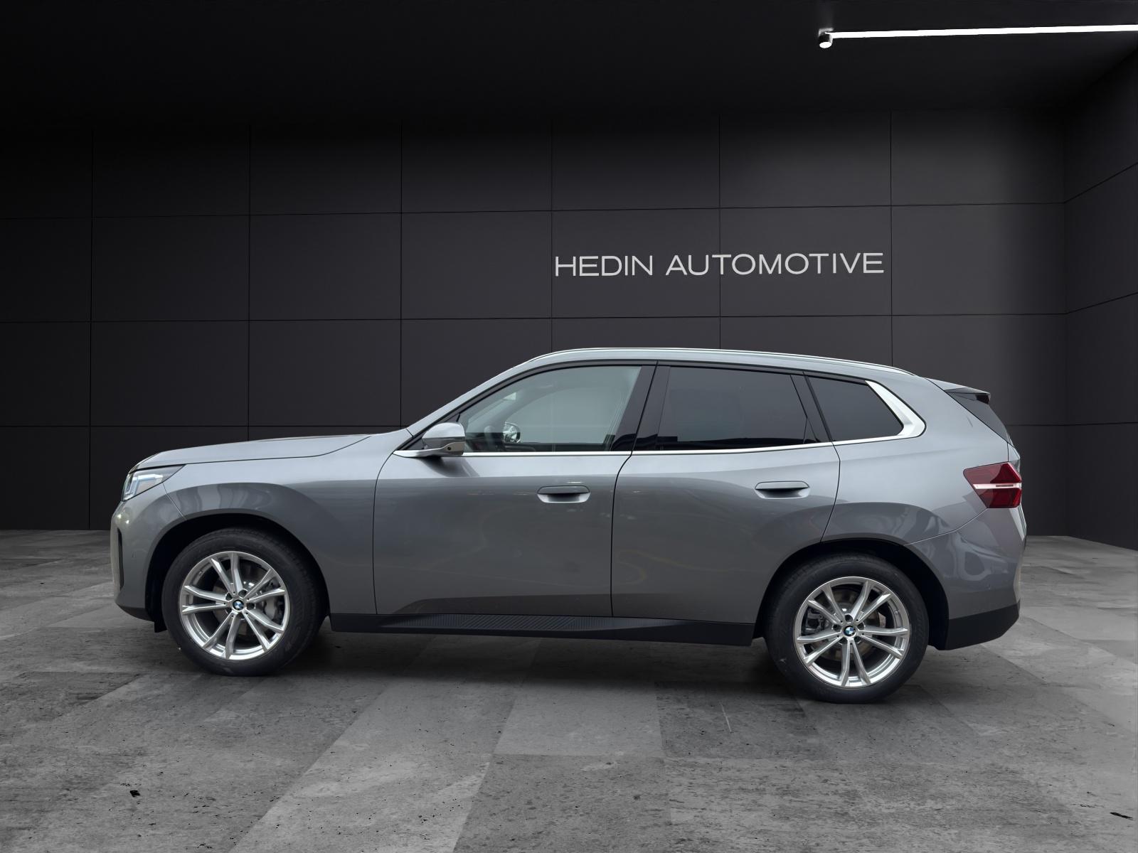 BMW X3 40d xDrive-showroom-element-2