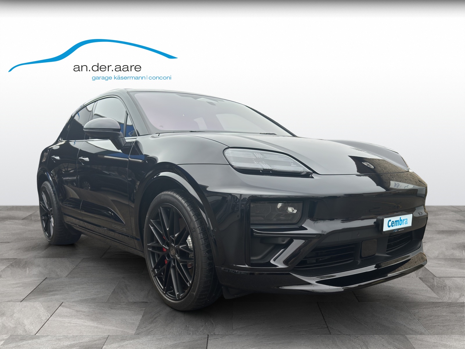 PORSCHE Macan Turbo 100kWh-image-0