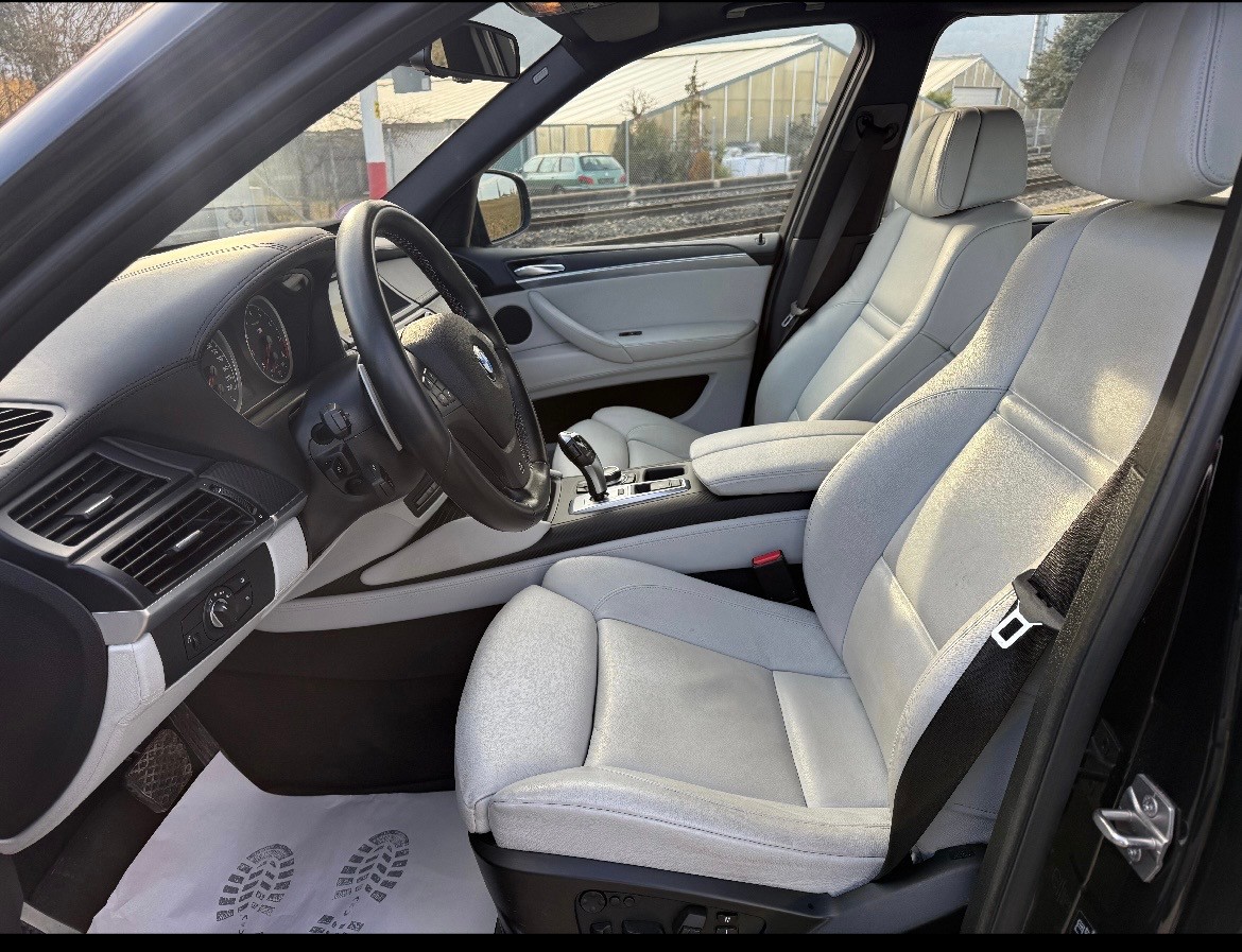 BMW X5 xDrive M Steptronic-image-8
