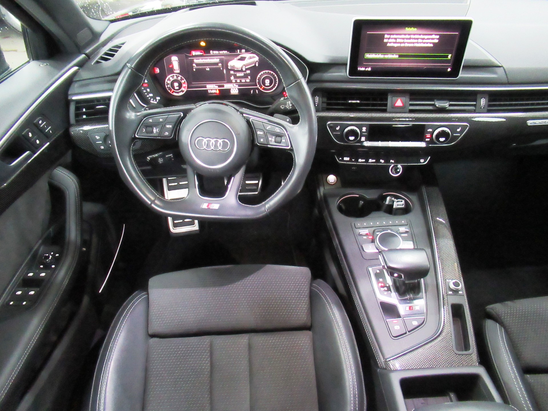 AUDI S4 Avant 3.0 TFSI quattro tiptronic-image-9
