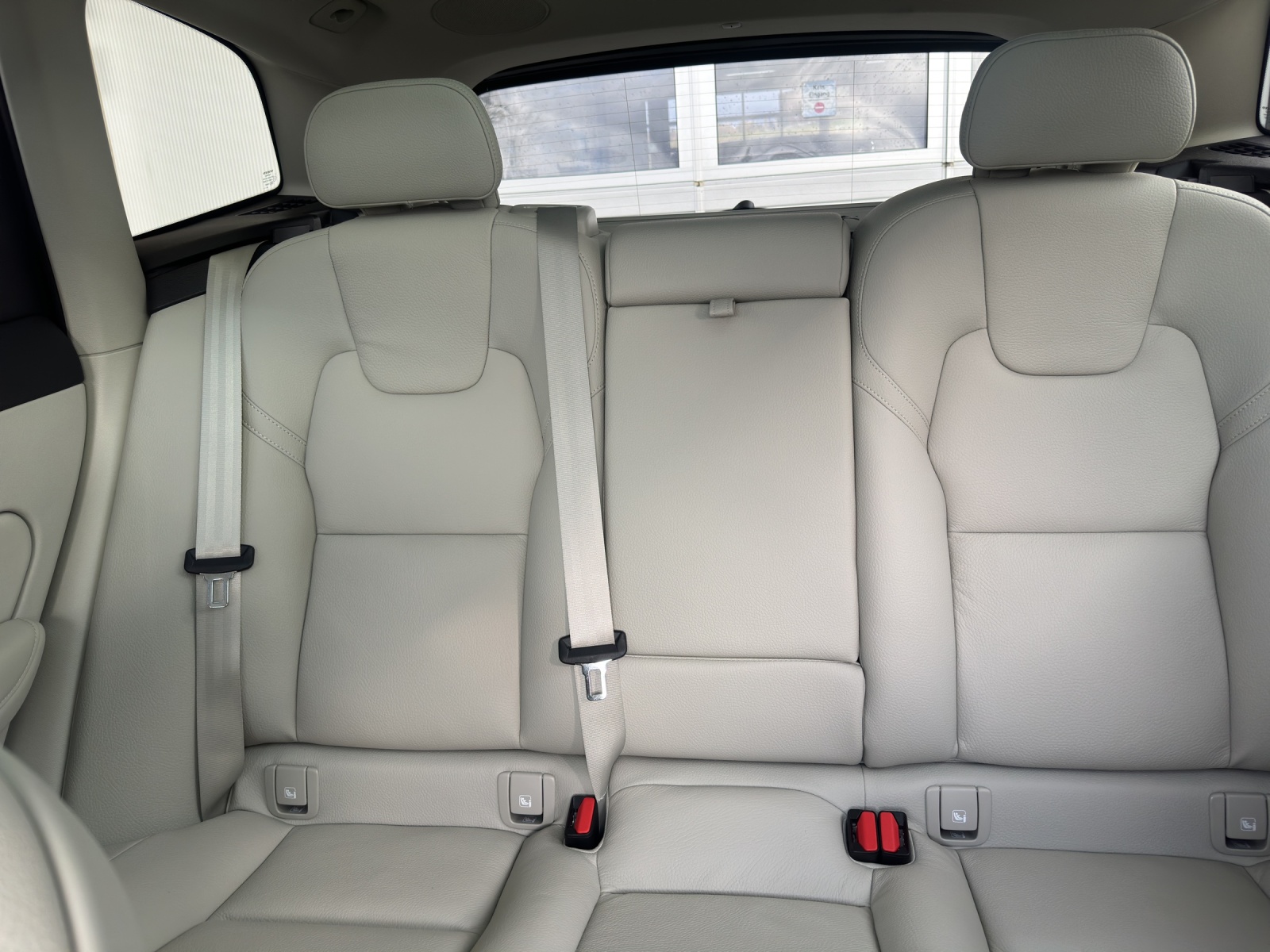 VOLVO XC60 2.0 T6 TE Ultra Bright eAWD-image-10
