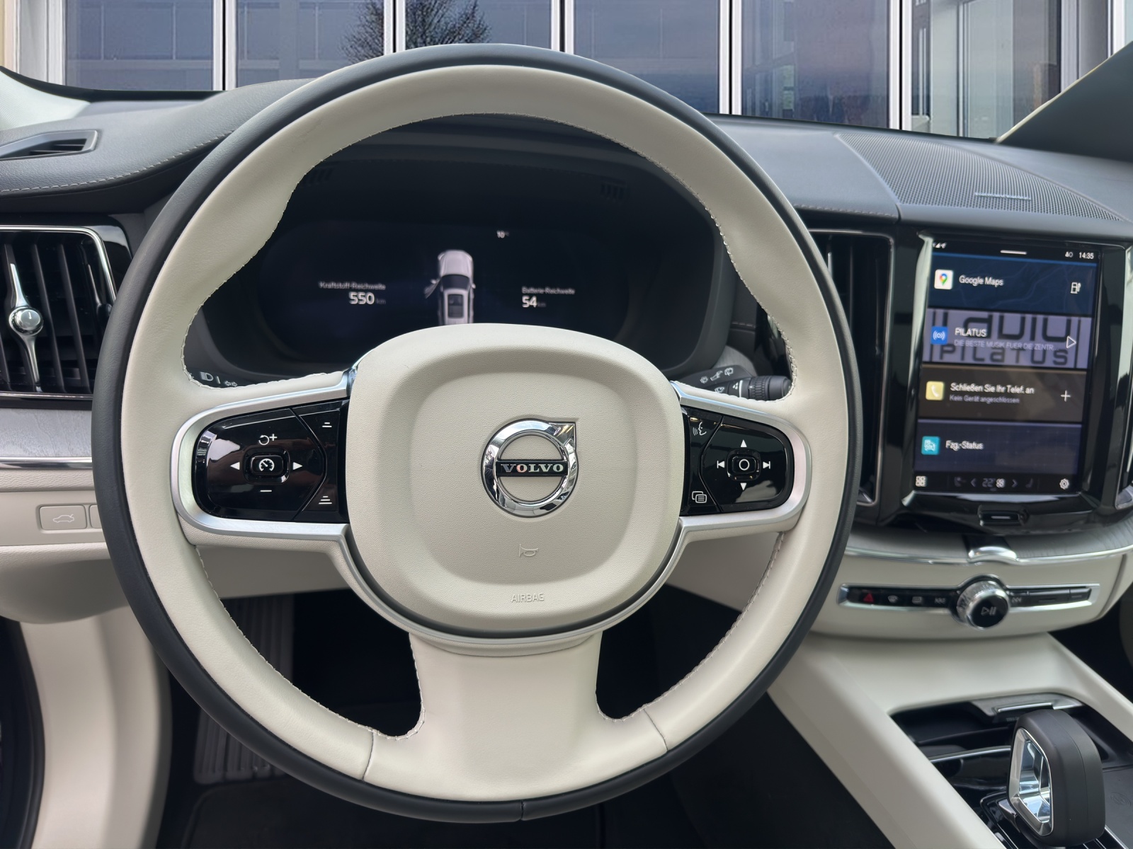 VOLVO XC60 2.0 T6 TE Ultra Bright eAWD-image-12