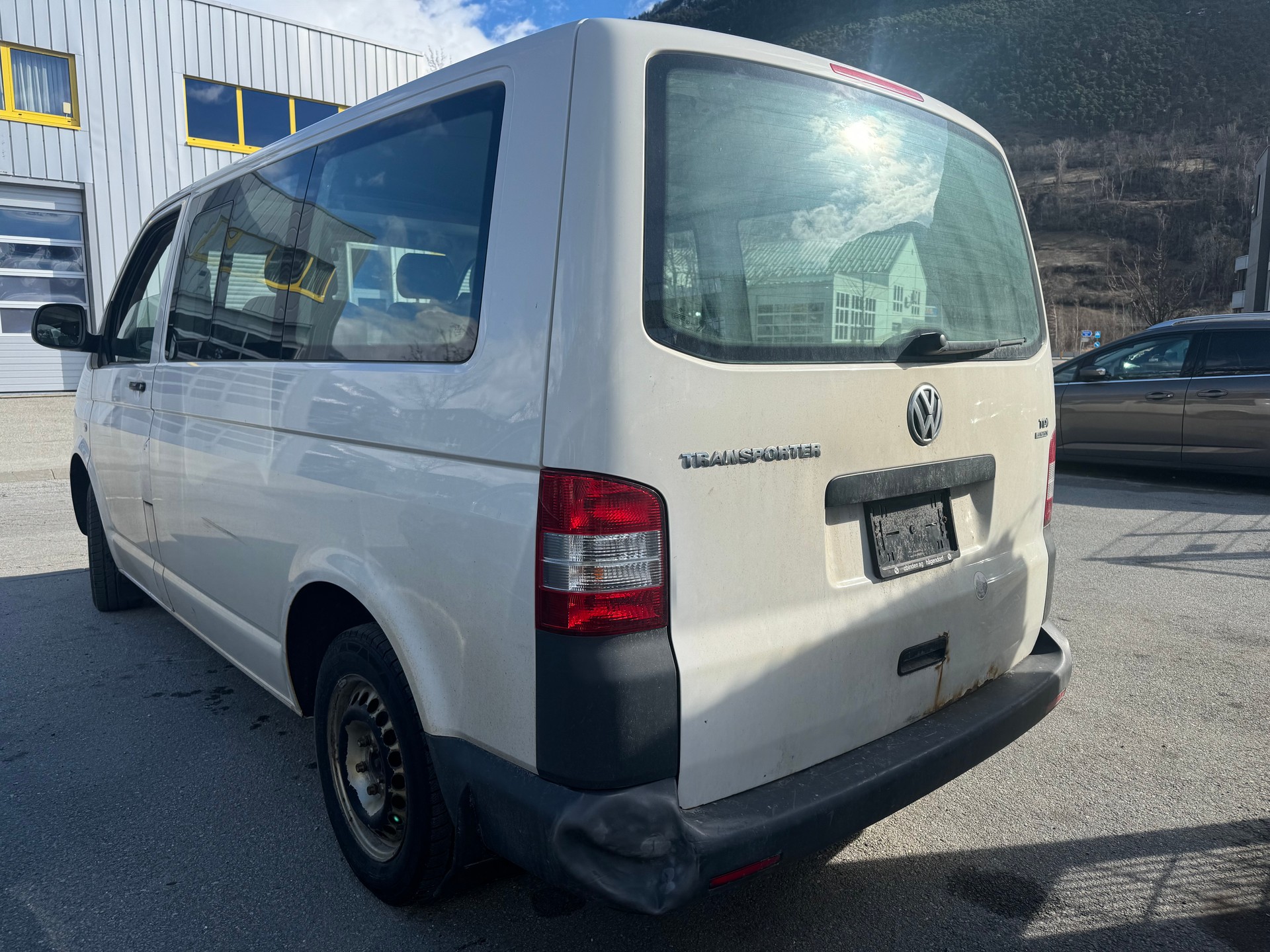 VW T5 2.0 TDI BMT Champion 4Motion-image-9