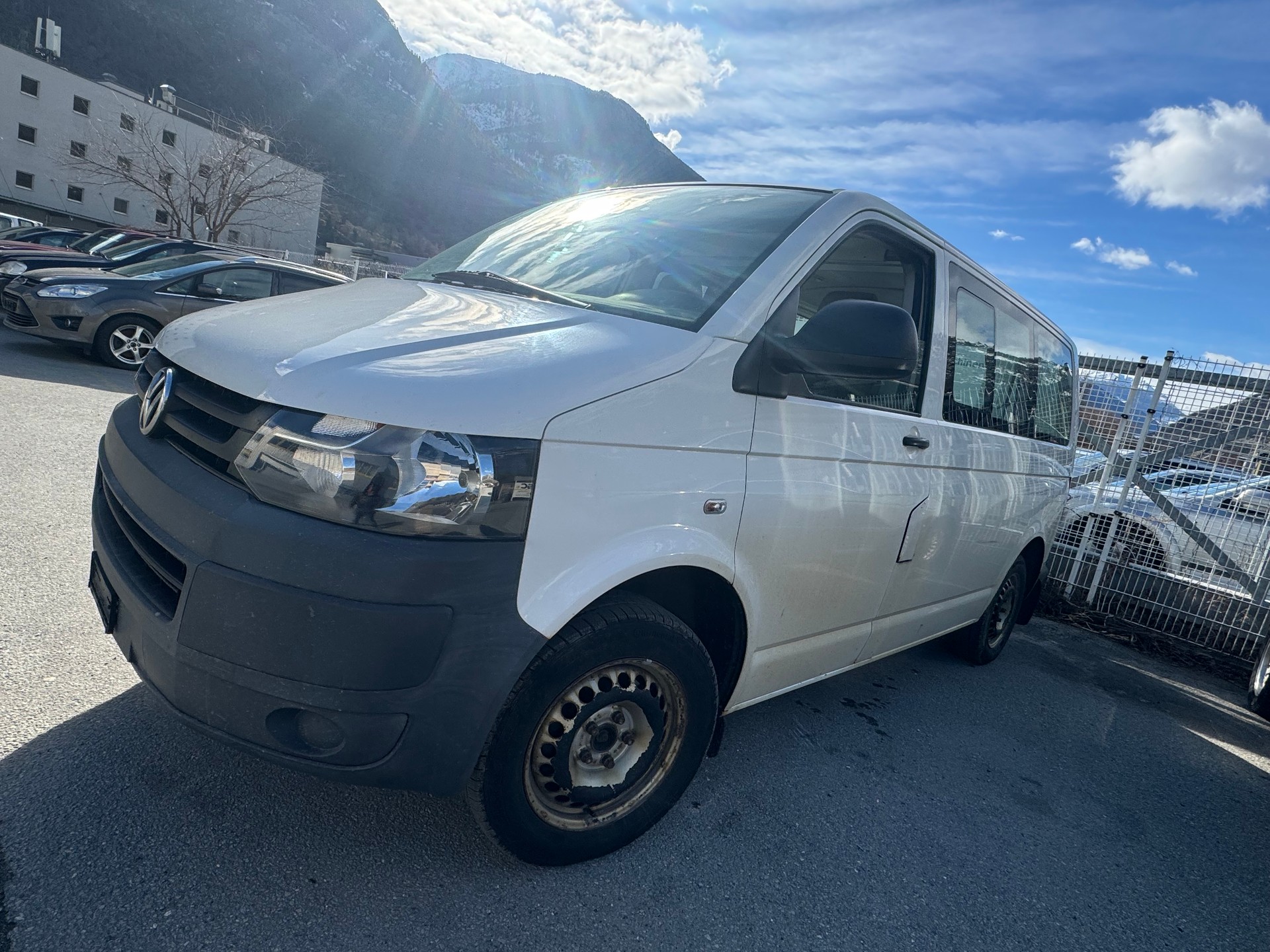 VW T5 2.0 TDI BMT Champion 4Motion-image-12