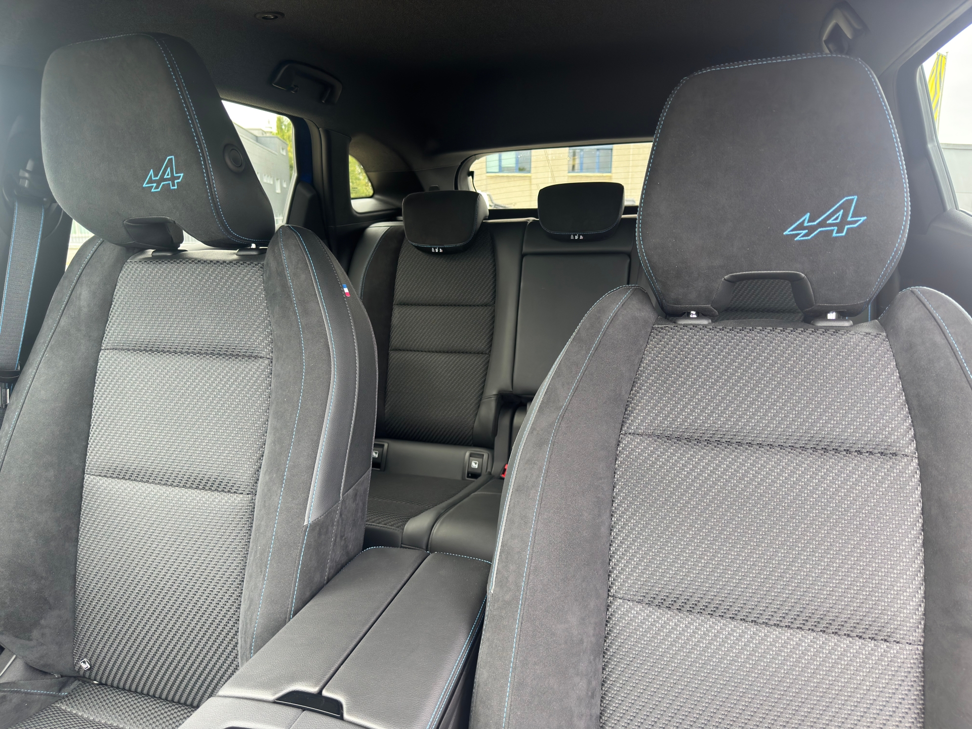 RENAULT Austral 1.2 E-Tech iconic espr-image-7