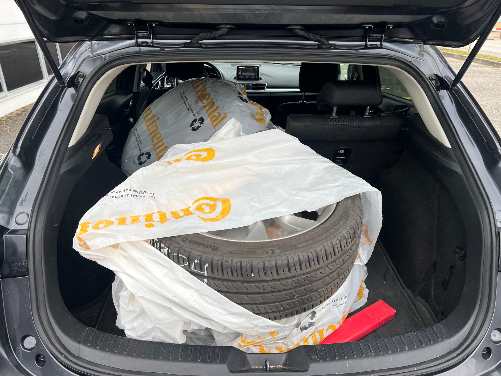MAZDA 3 2.0 16V Ambition Plus Activematic-image-3