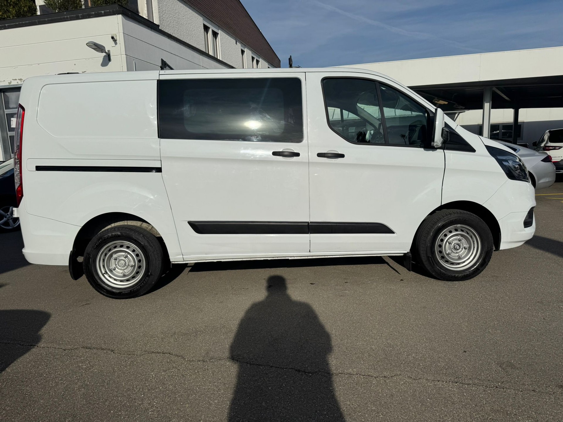 FORD Transit Custom Van 280 L1H1Trend-image-4