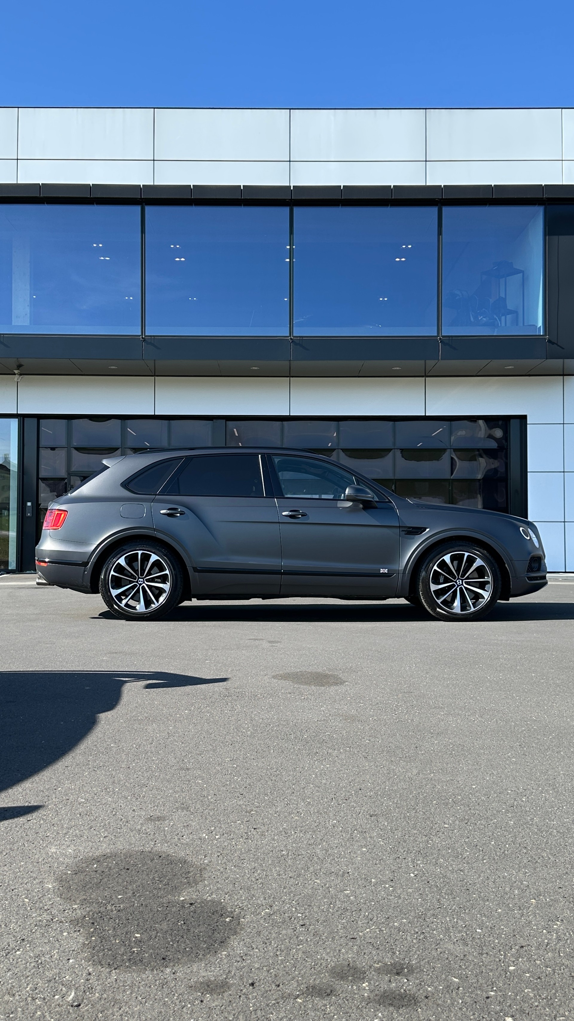 BENTLEY Bentayga W12-image-10