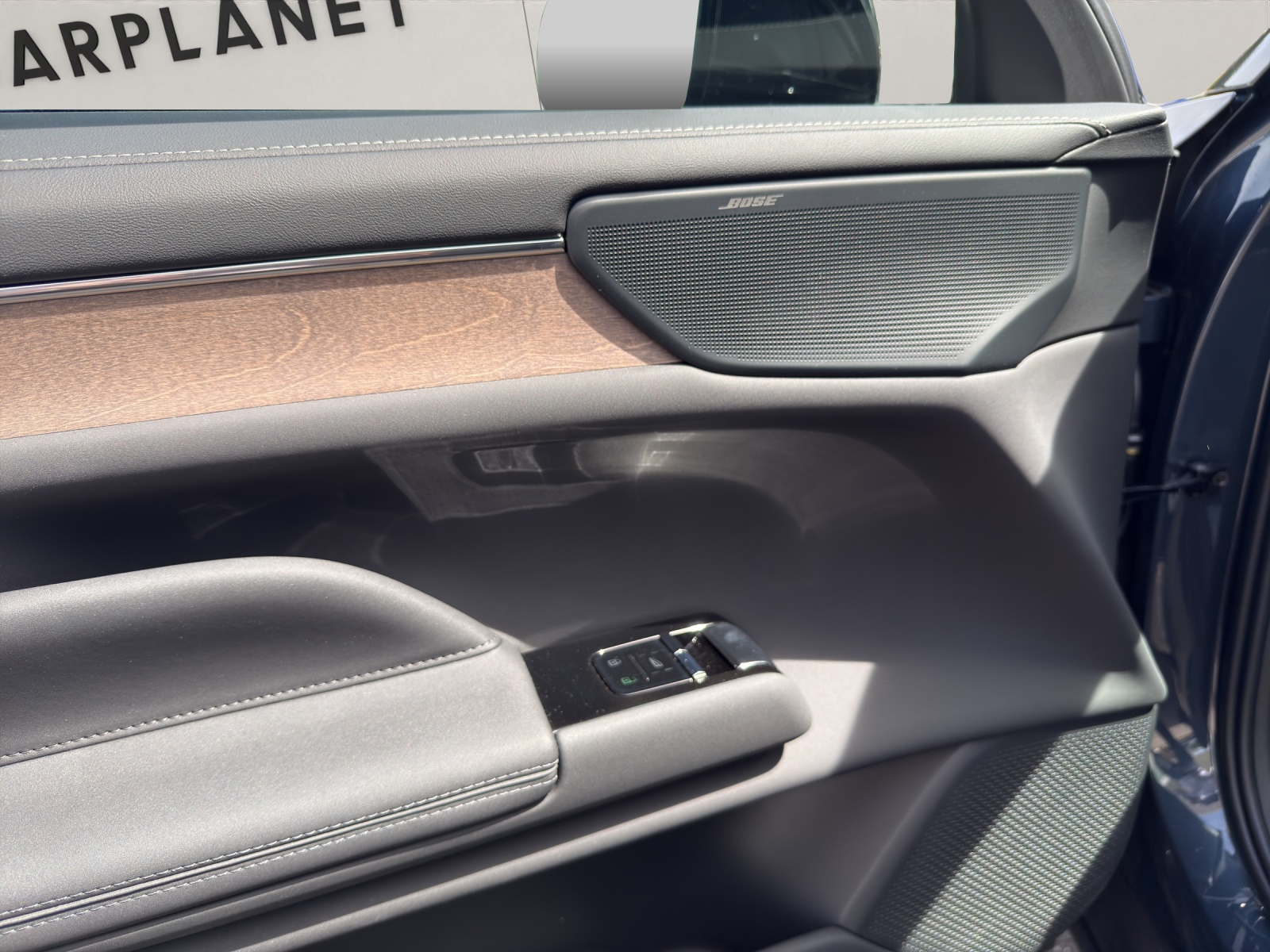 VOLVO ES90 Ultra .-image-13