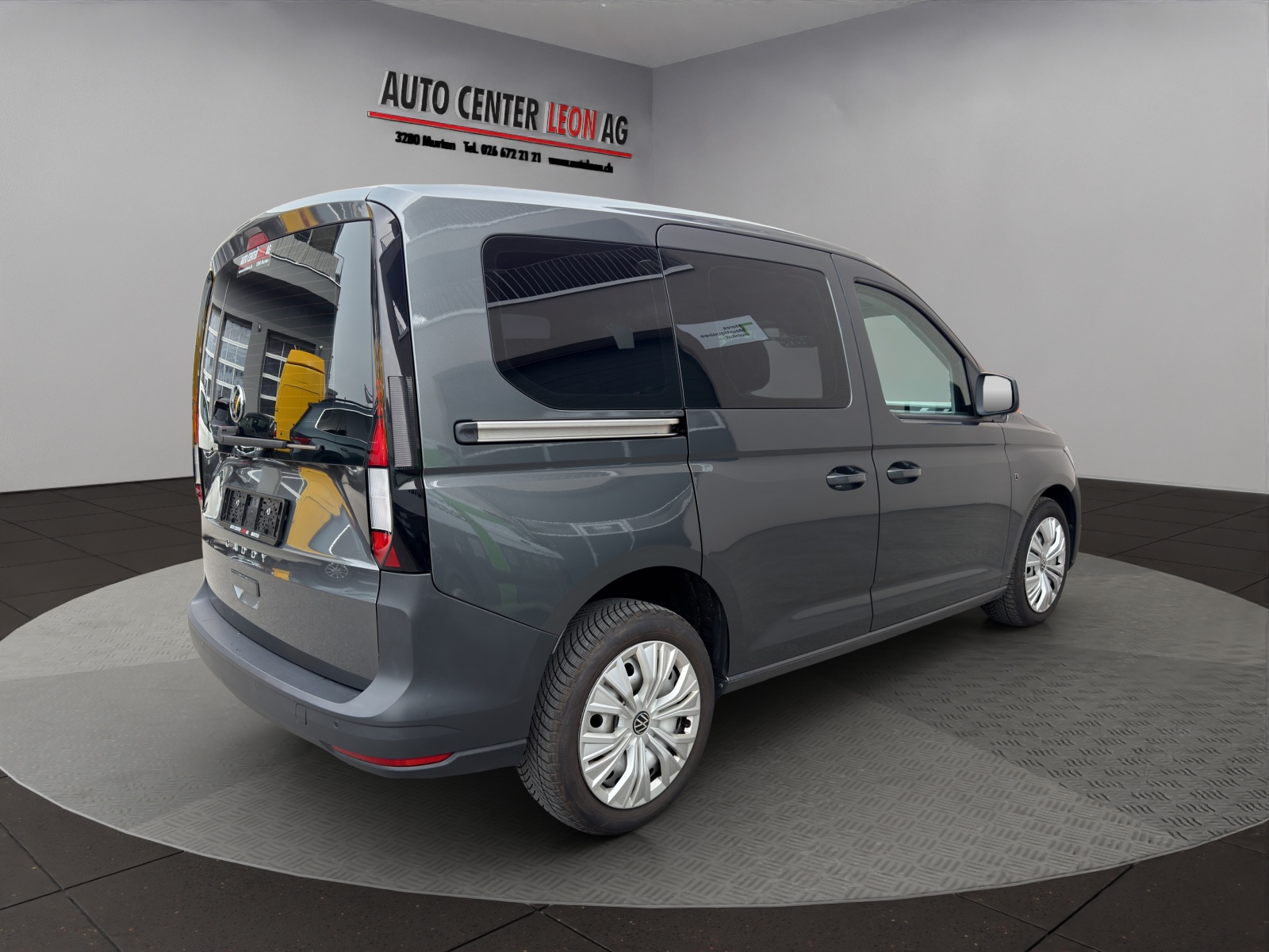 VW Caddy Kombi 2.0 TDI-image-5