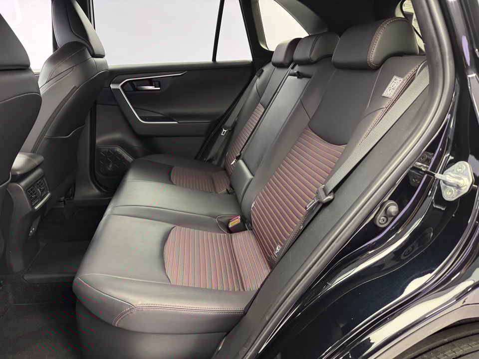 RAV4 Plug-in Hybrid 2.5 Premium AWD-i