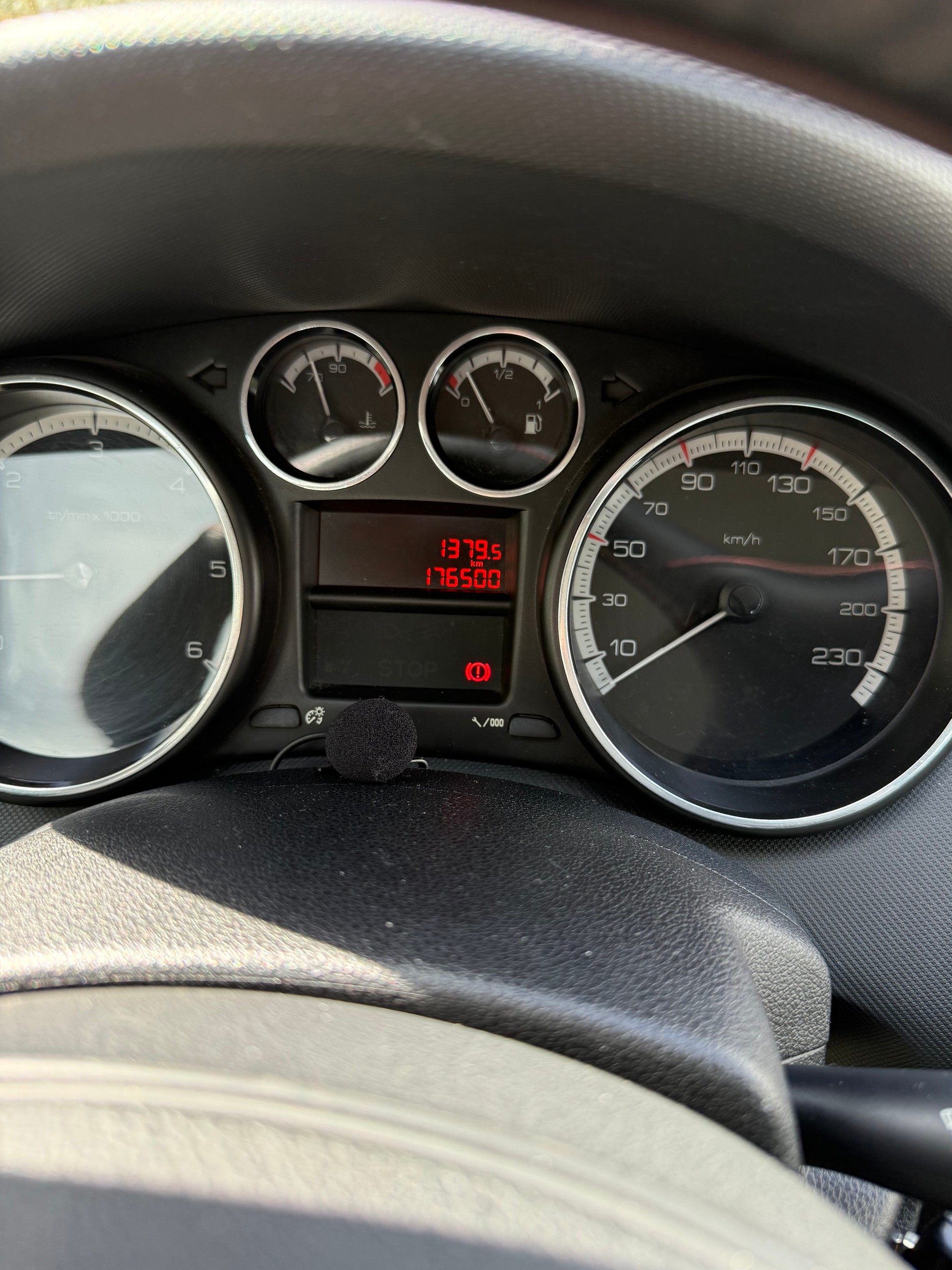 PEUGEOT 308 SW 2.0 HDI Trendy-image-12
