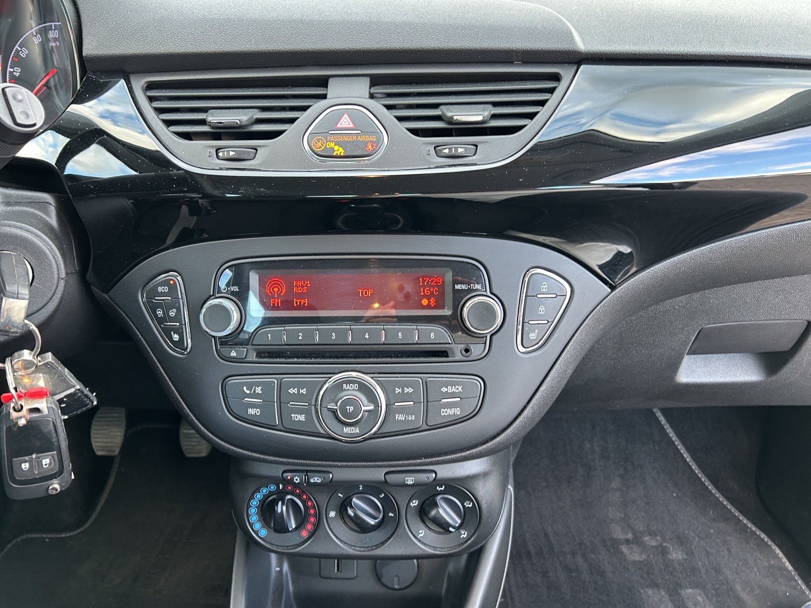 OPEL Corsa 1.4 TP Active-image-11